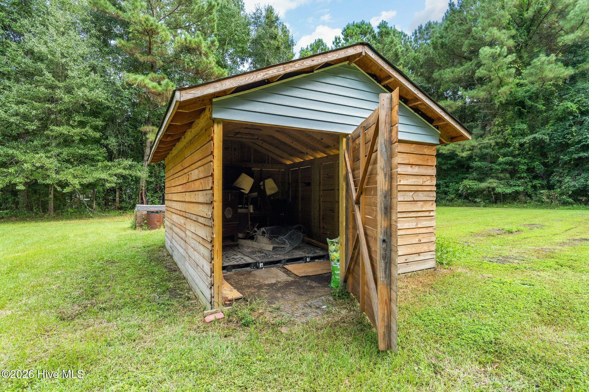 main property photo 44