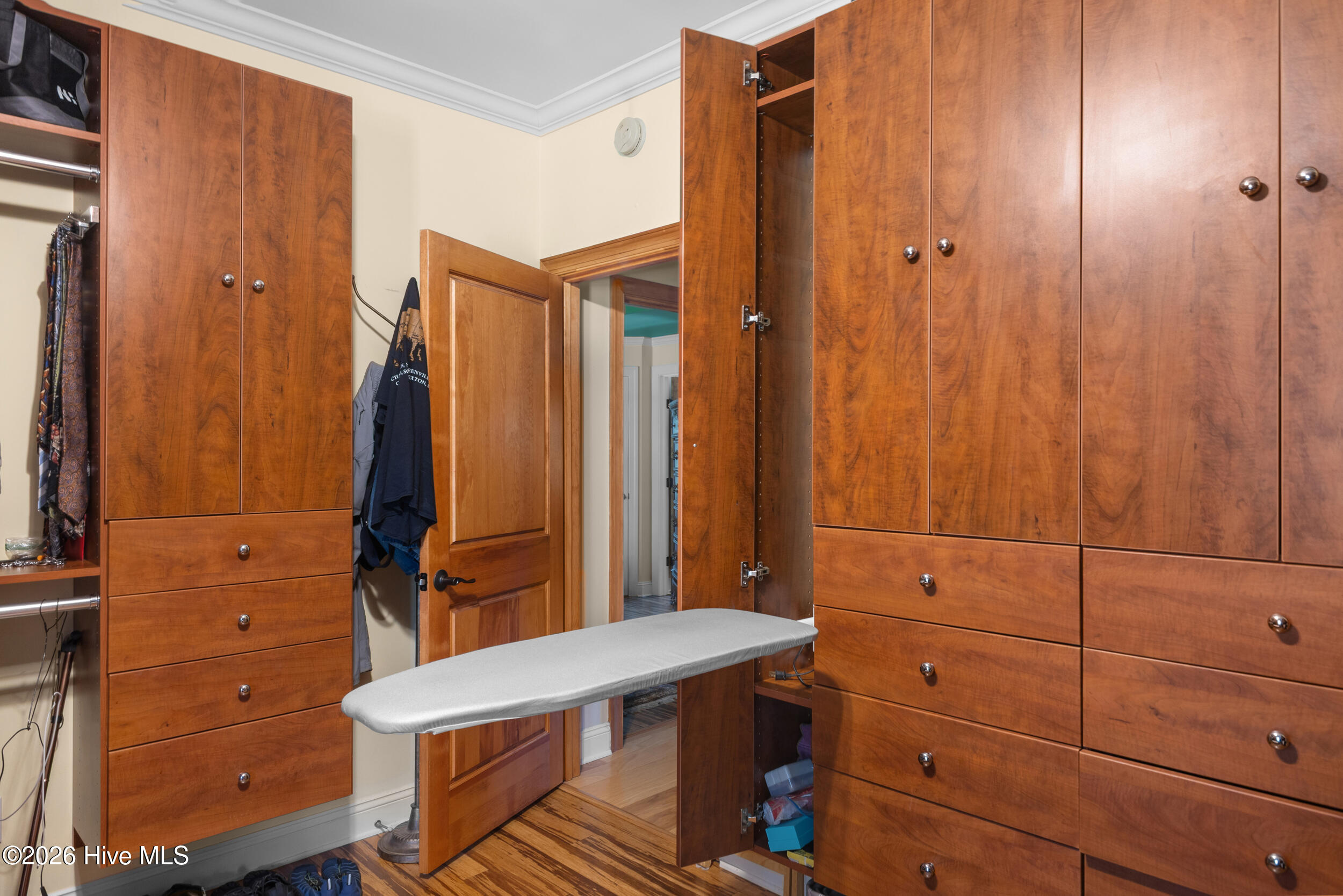 main property photo 14
