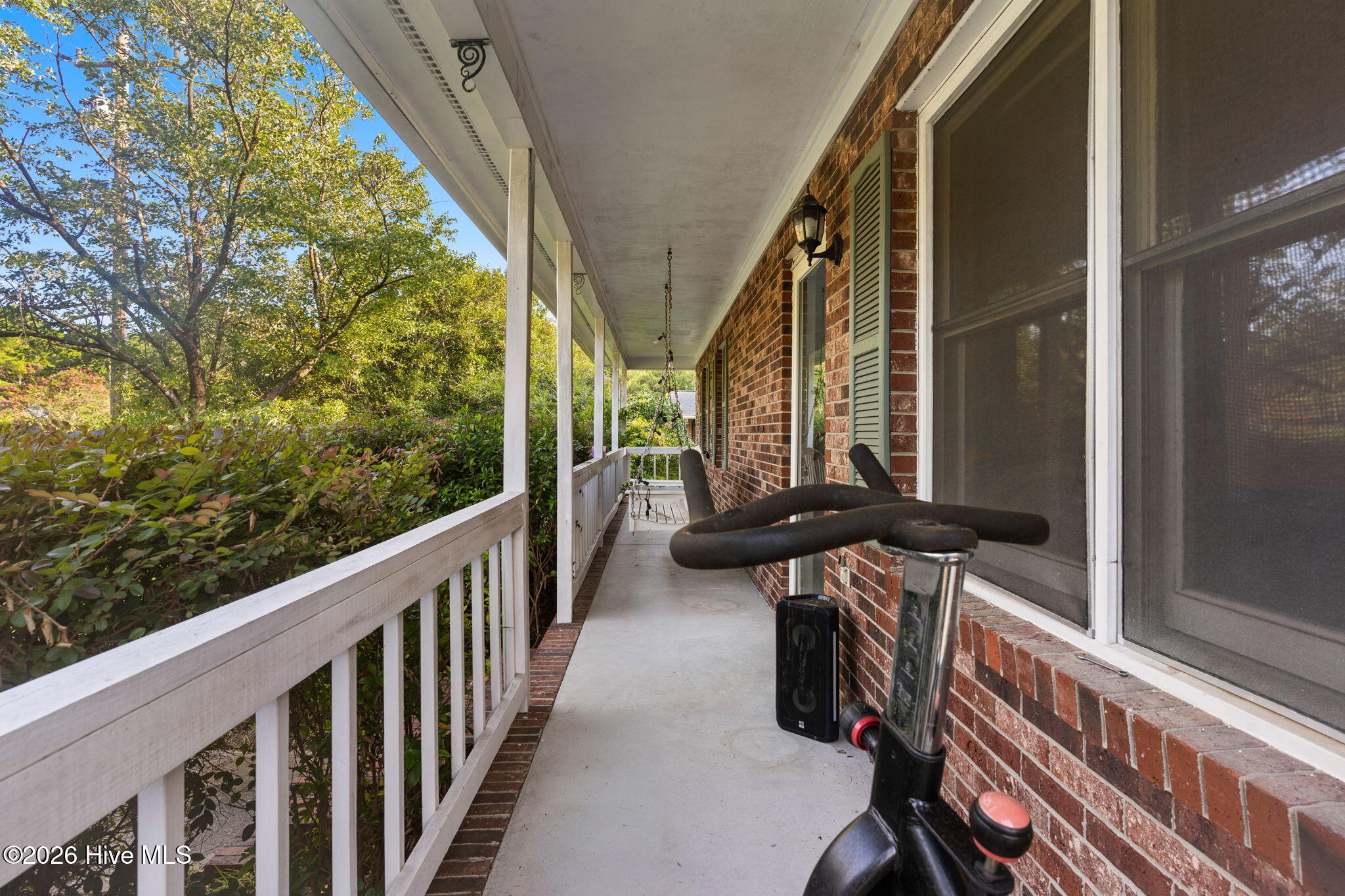 main property photo 22