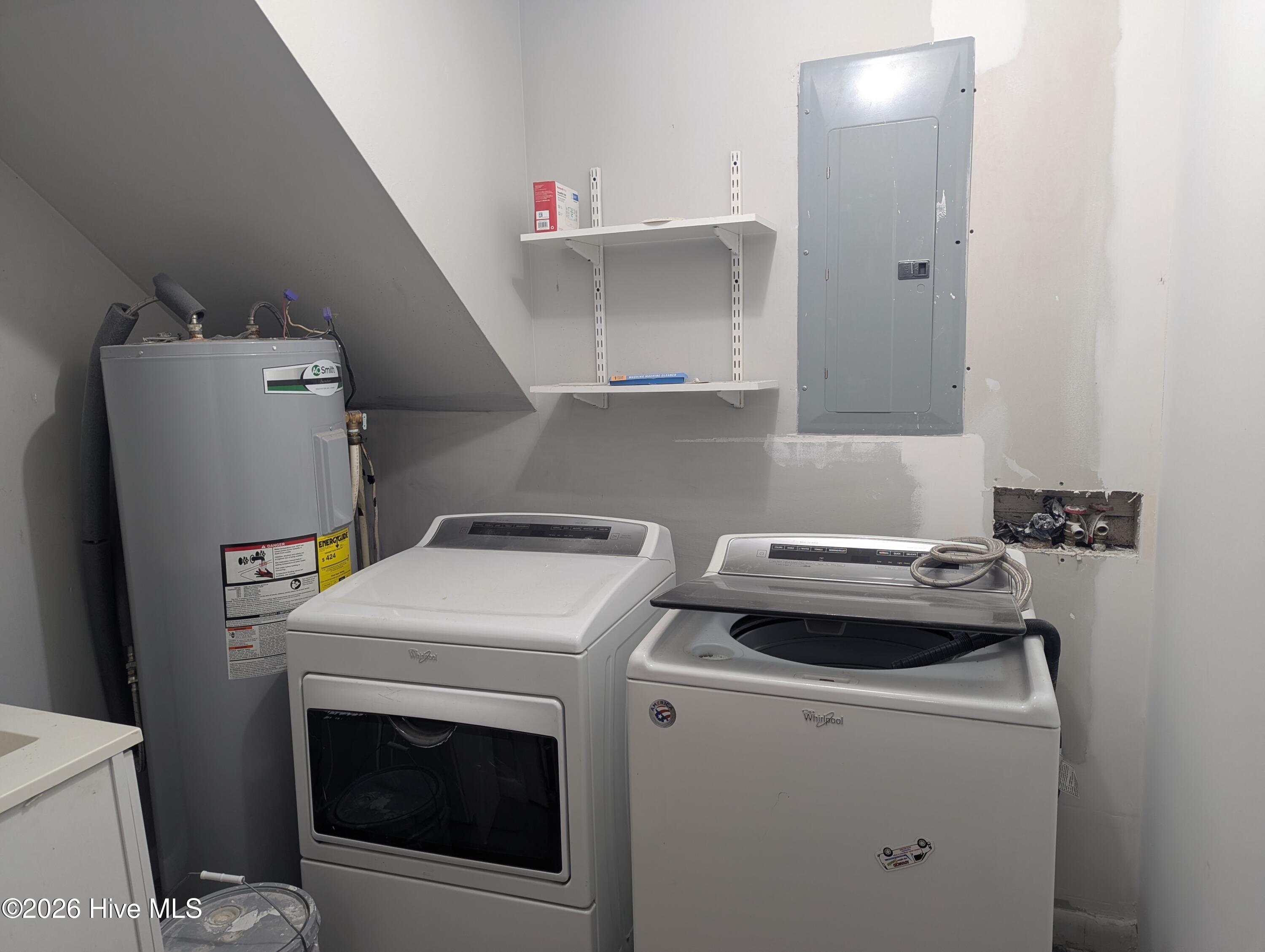 main property photo 27