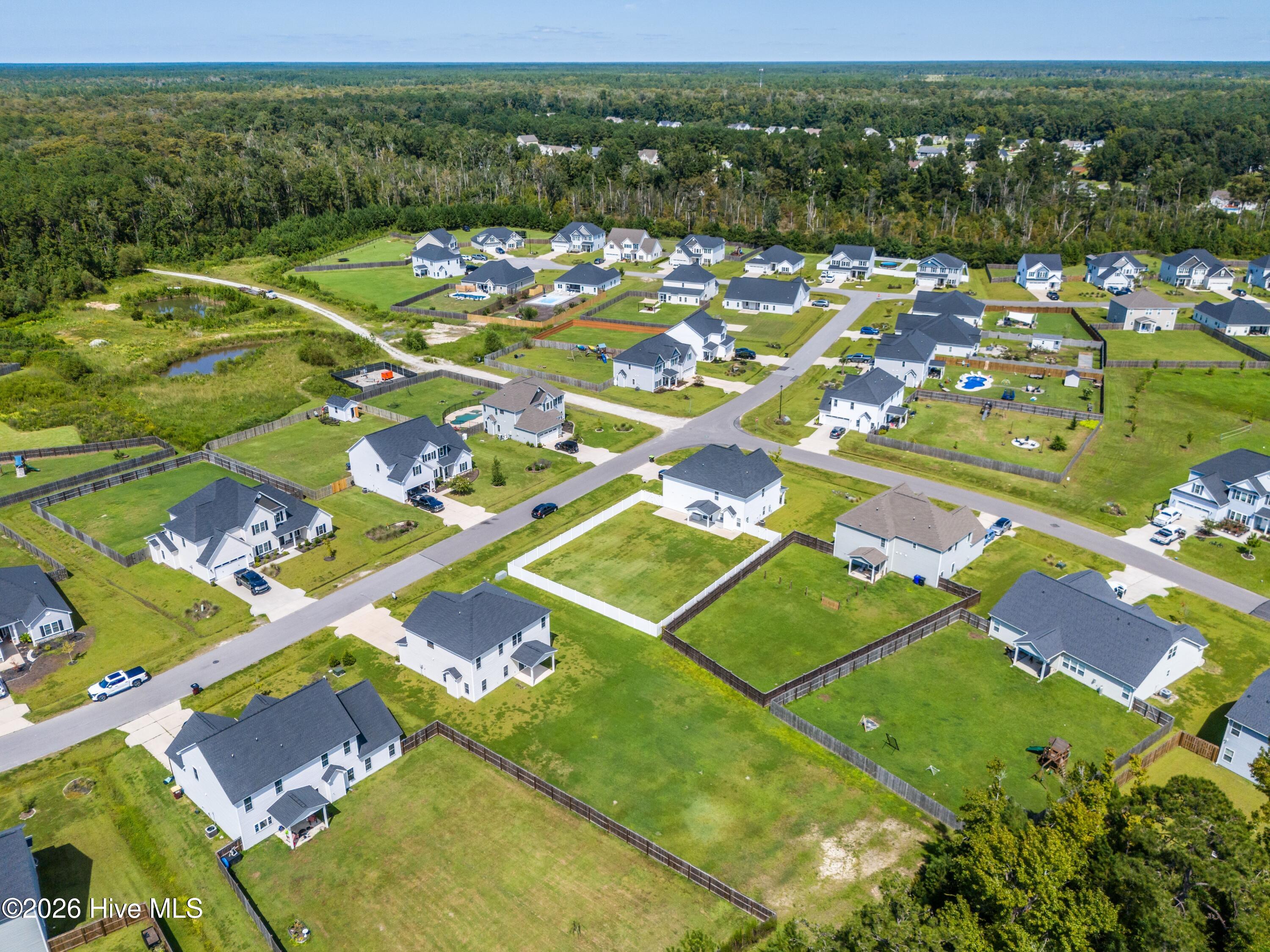 main property photo 30