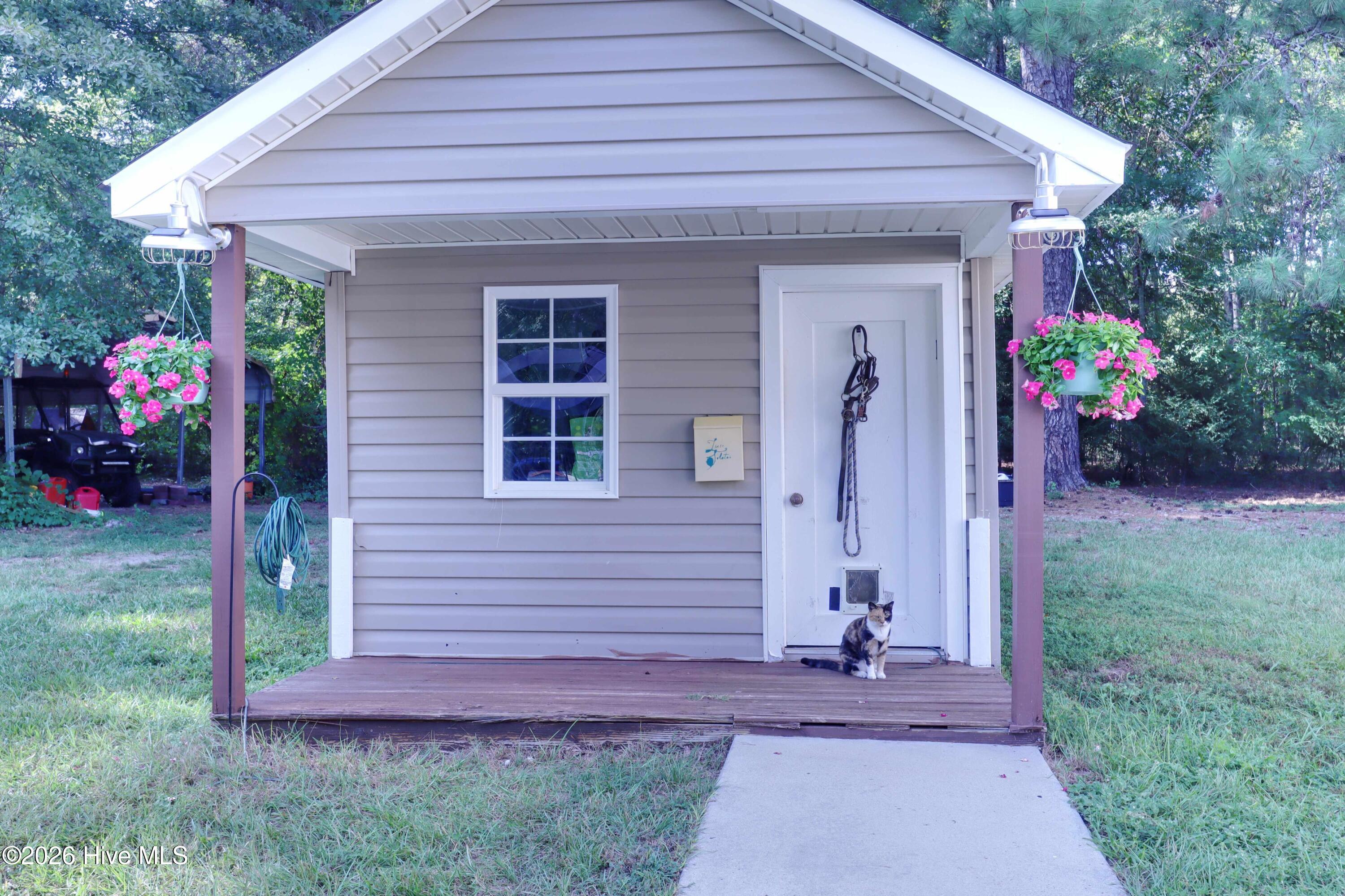 main property photo 35