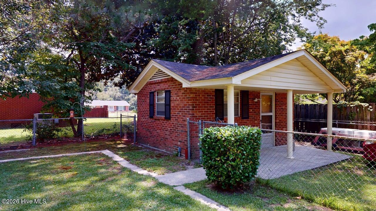 main property photo 39