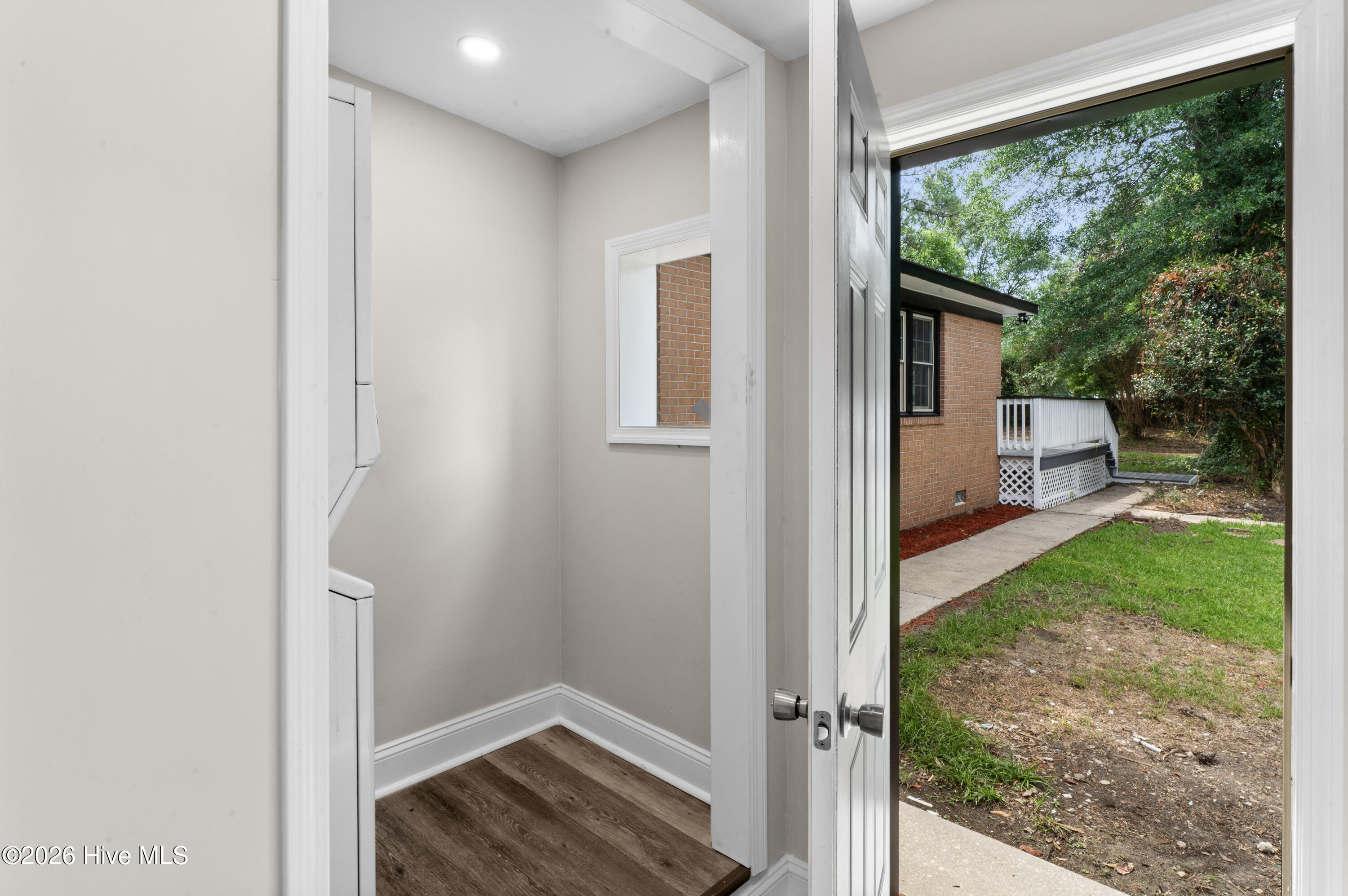 main property photo 44