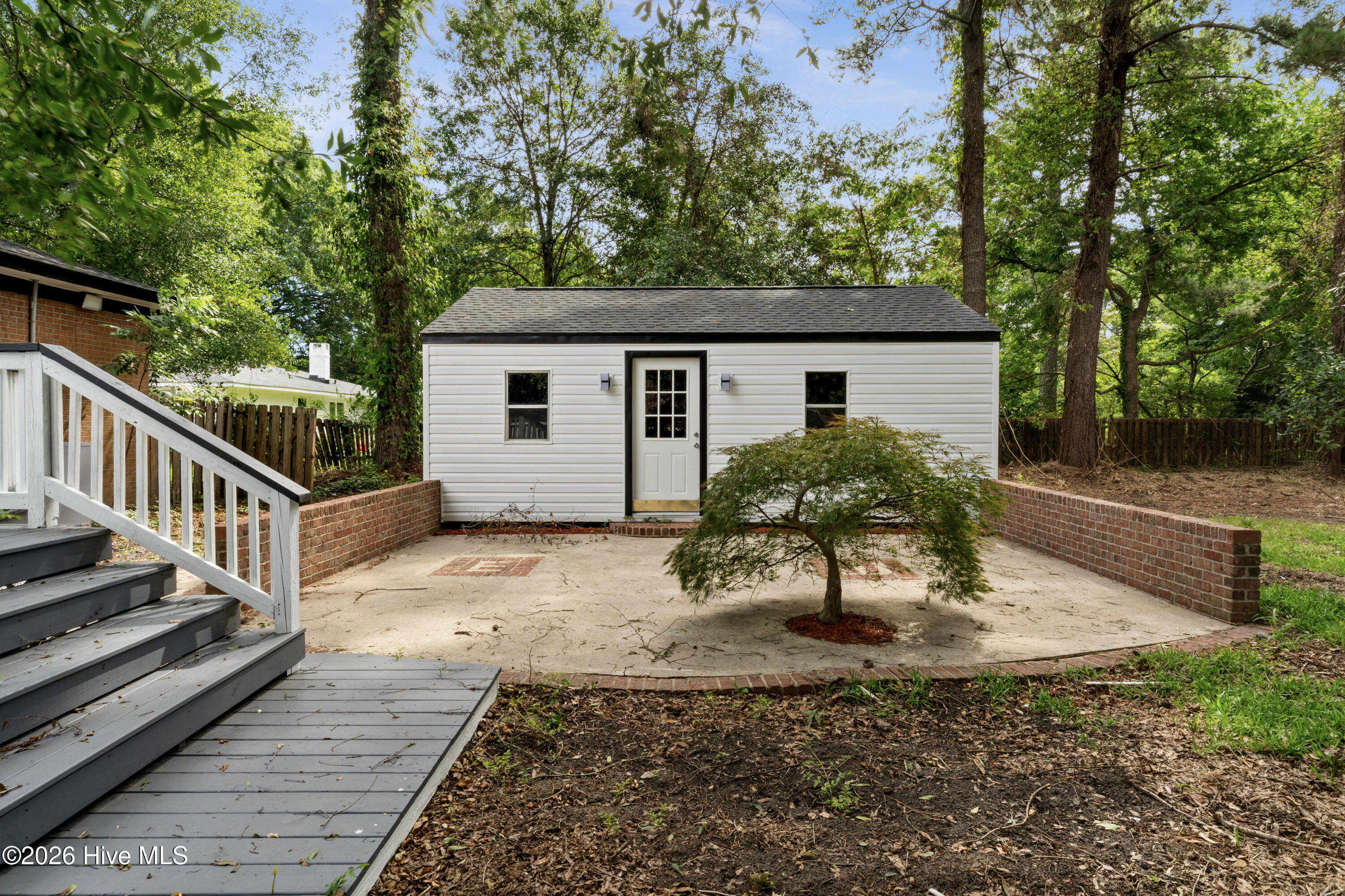 main property photo 47