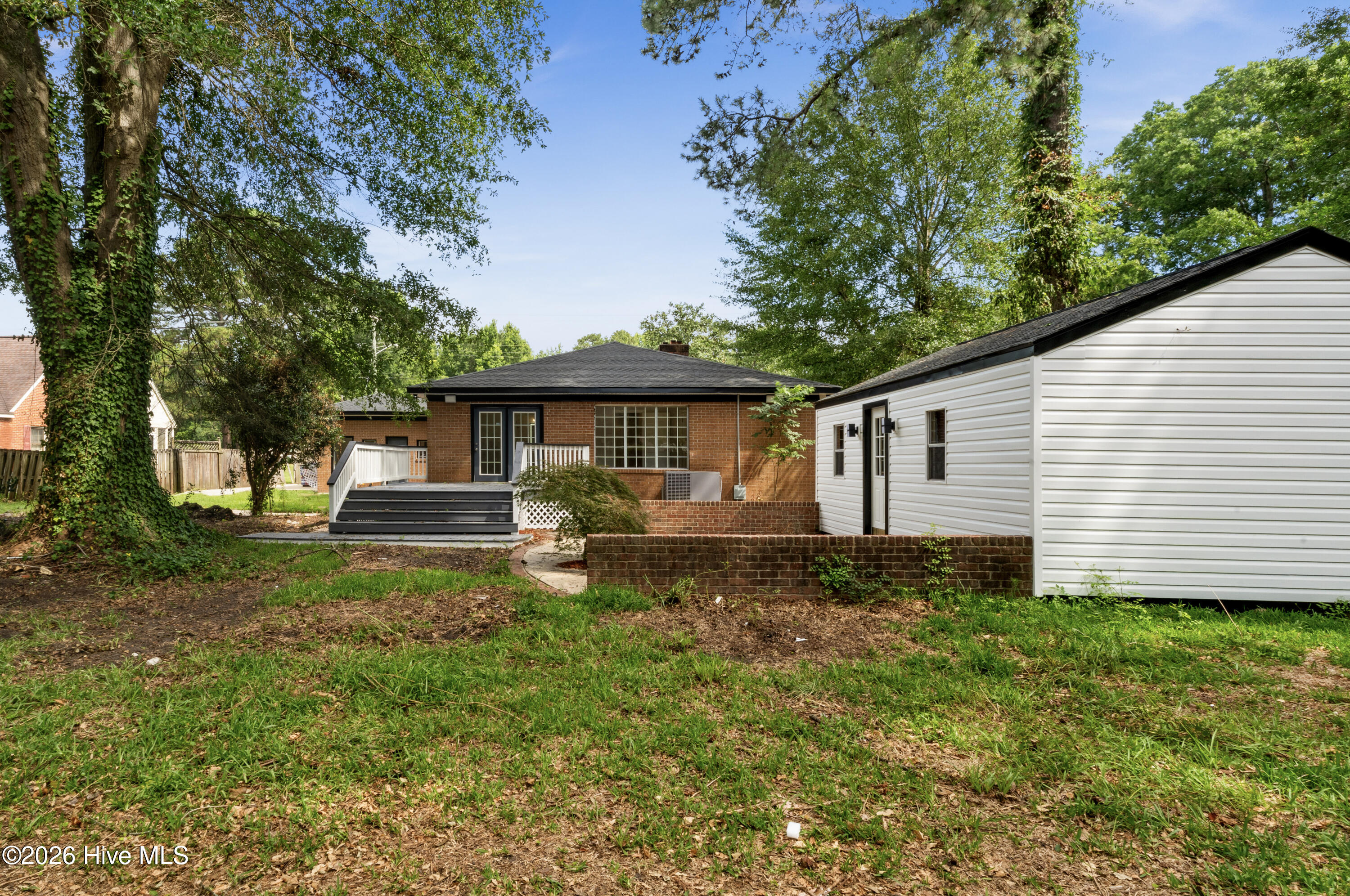 main property photo 50