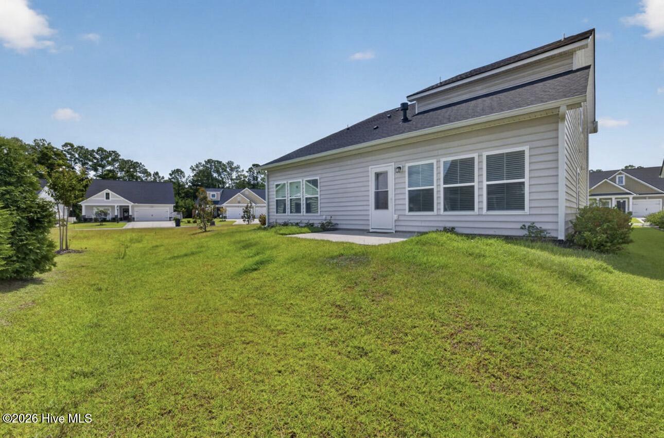 main property photo 37