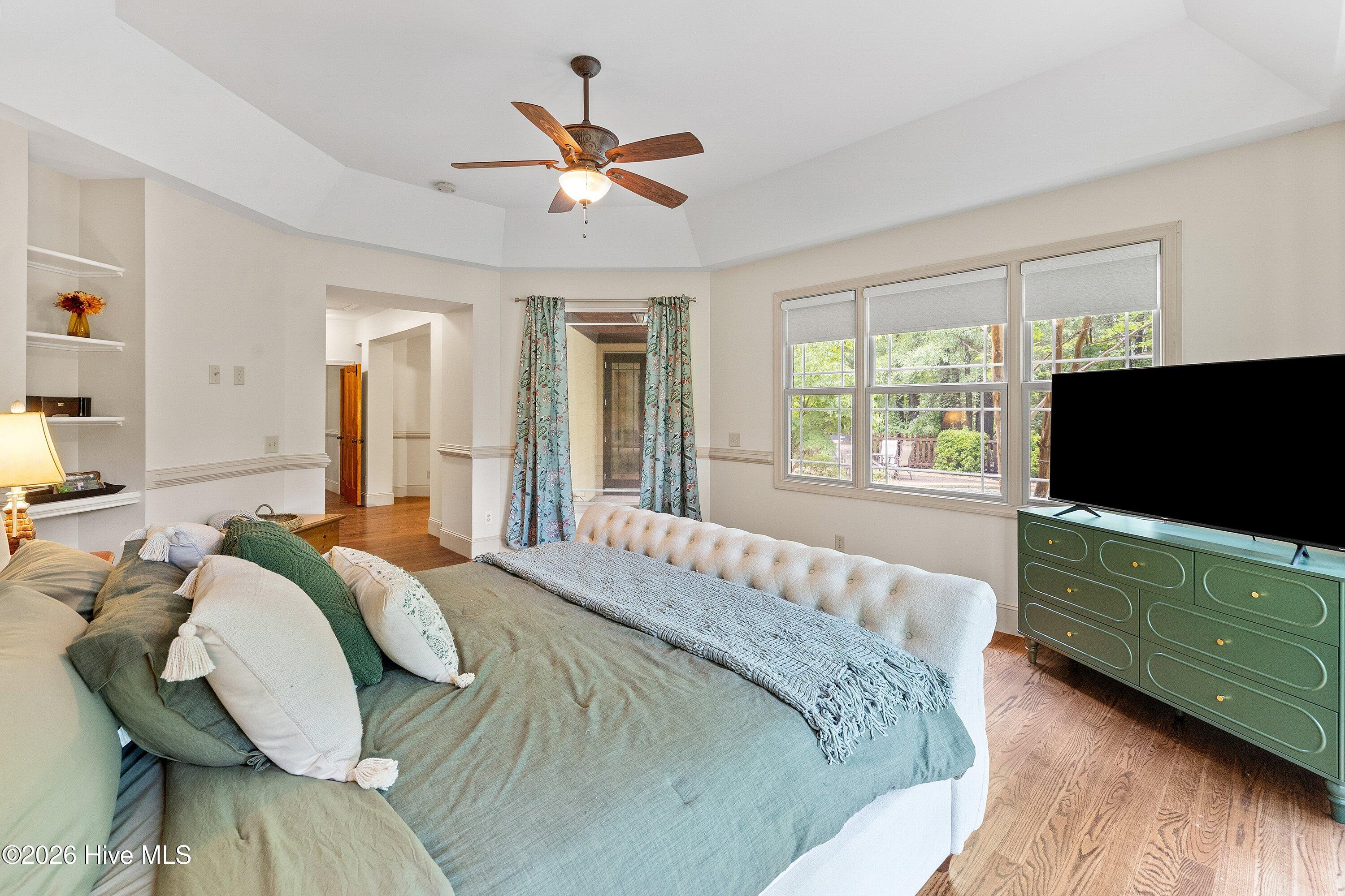 main property photo 35