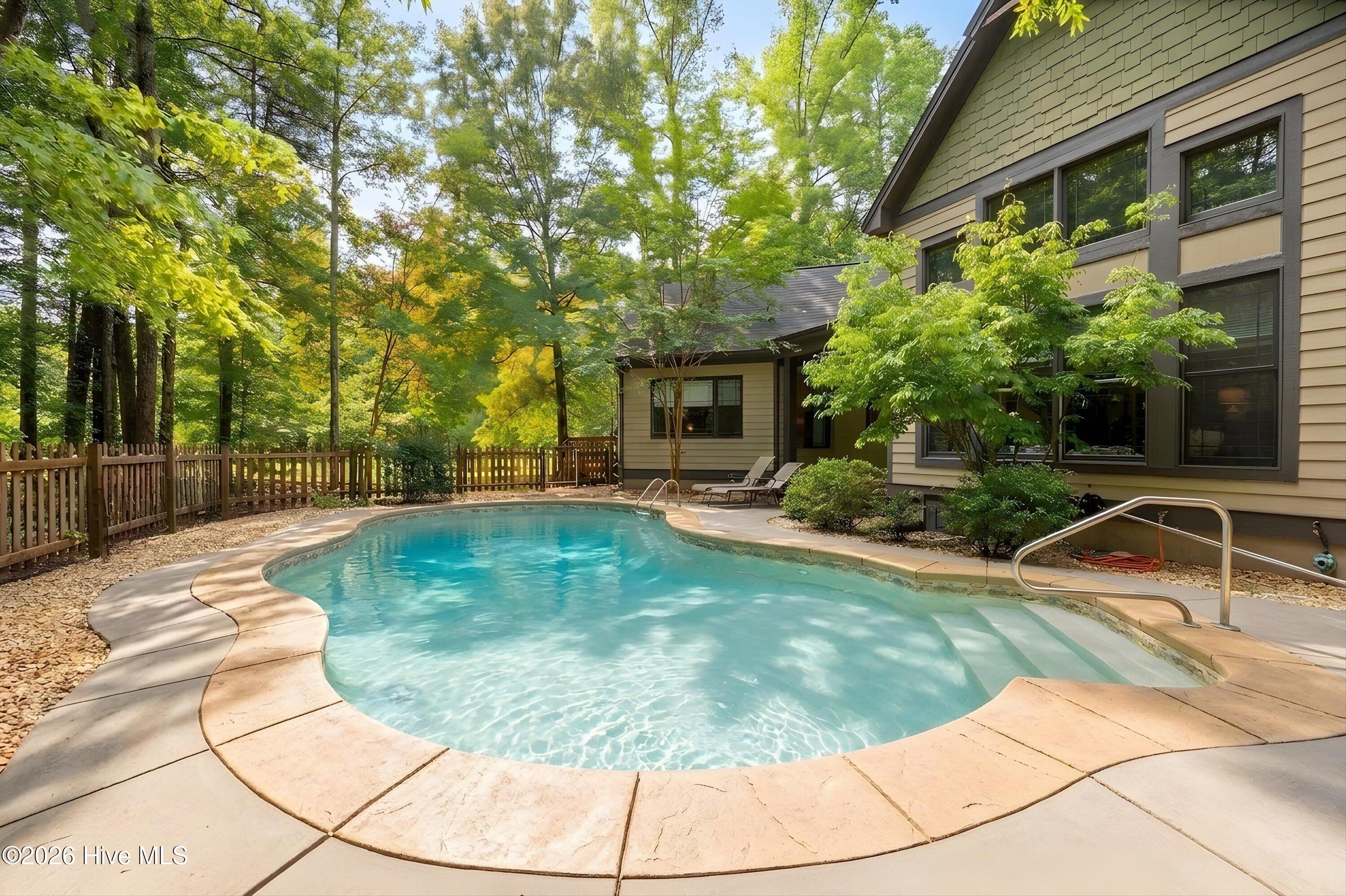 main property photo 60