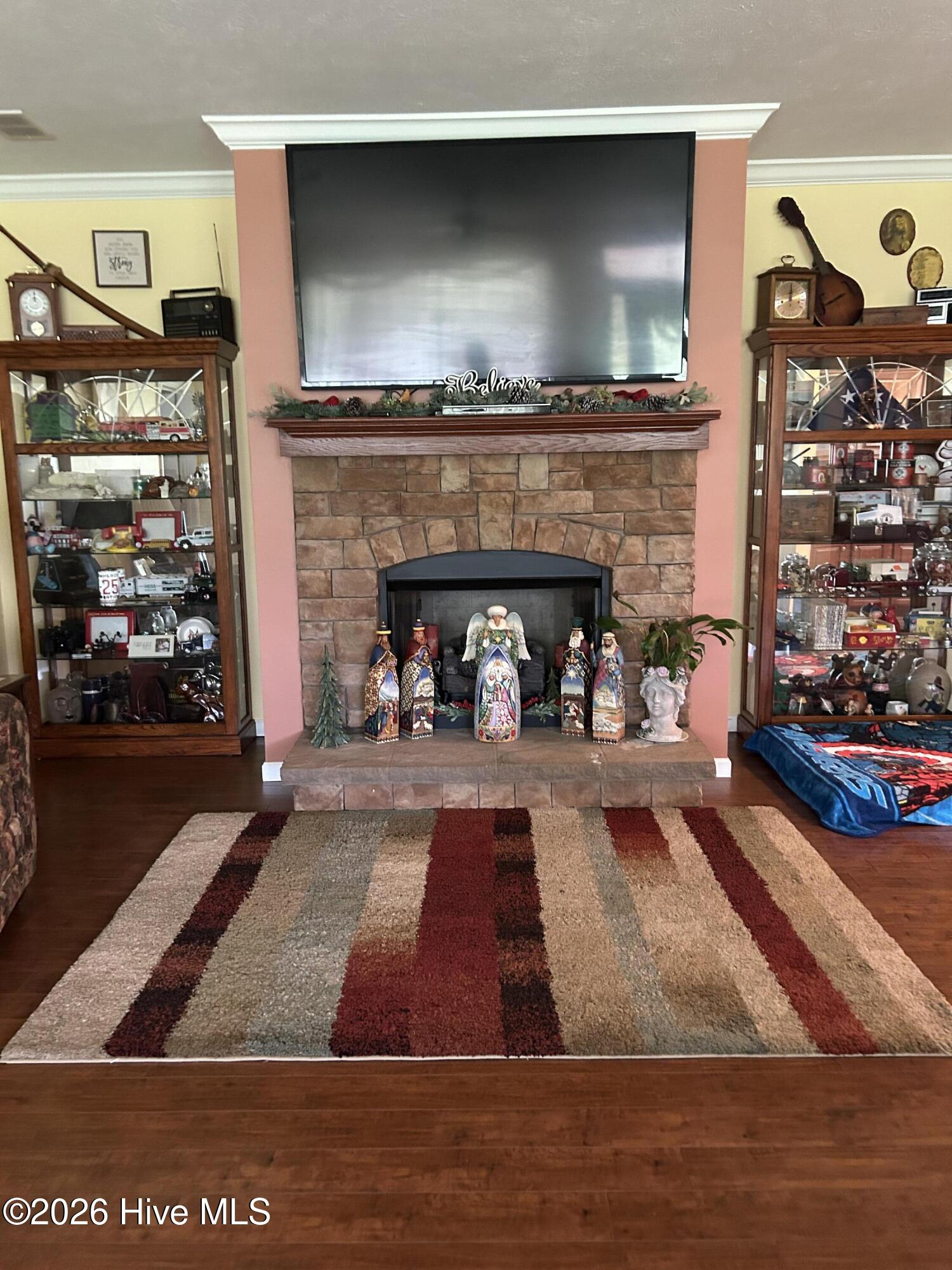 main property photo 29