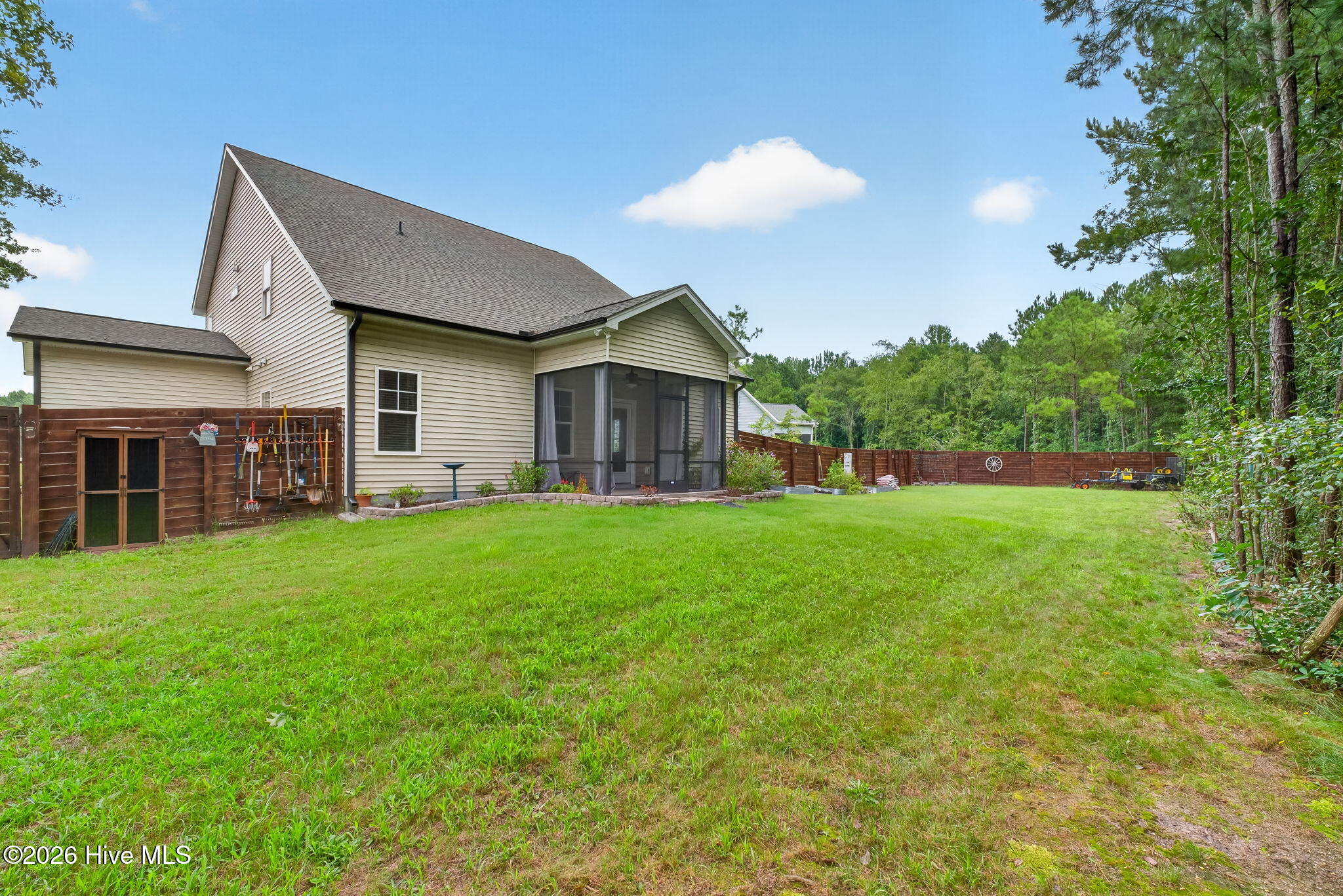 main property photo 46