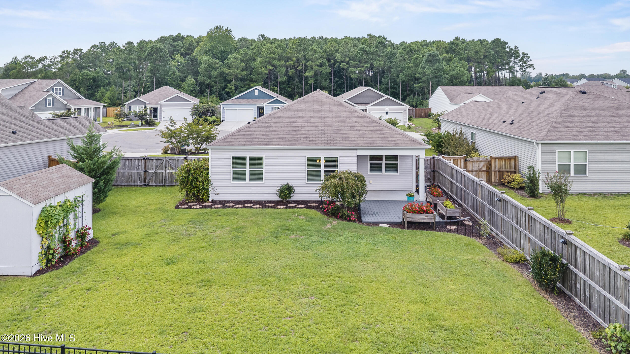 main property photo 41