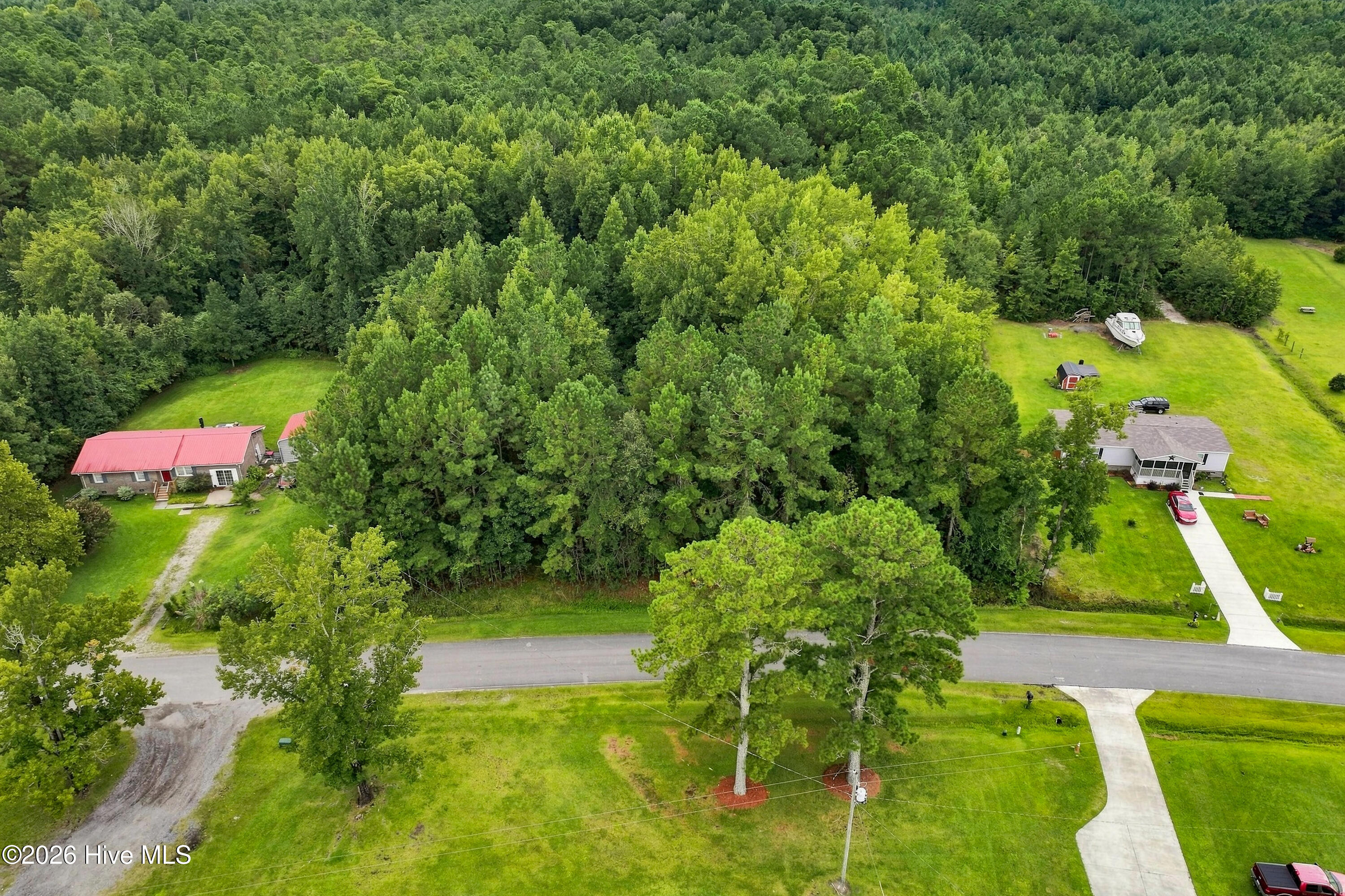 main property photo 11