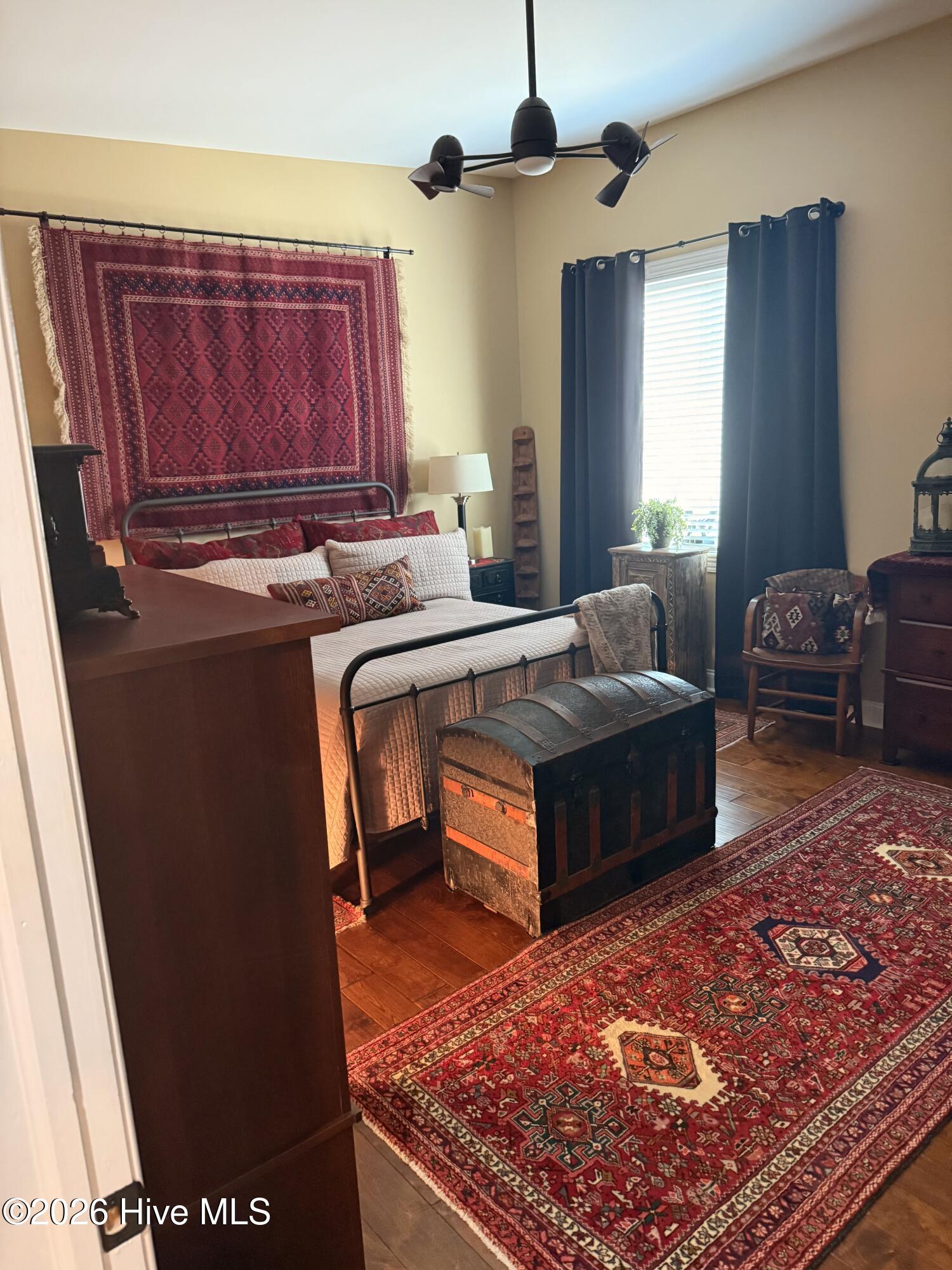 main property photo 27