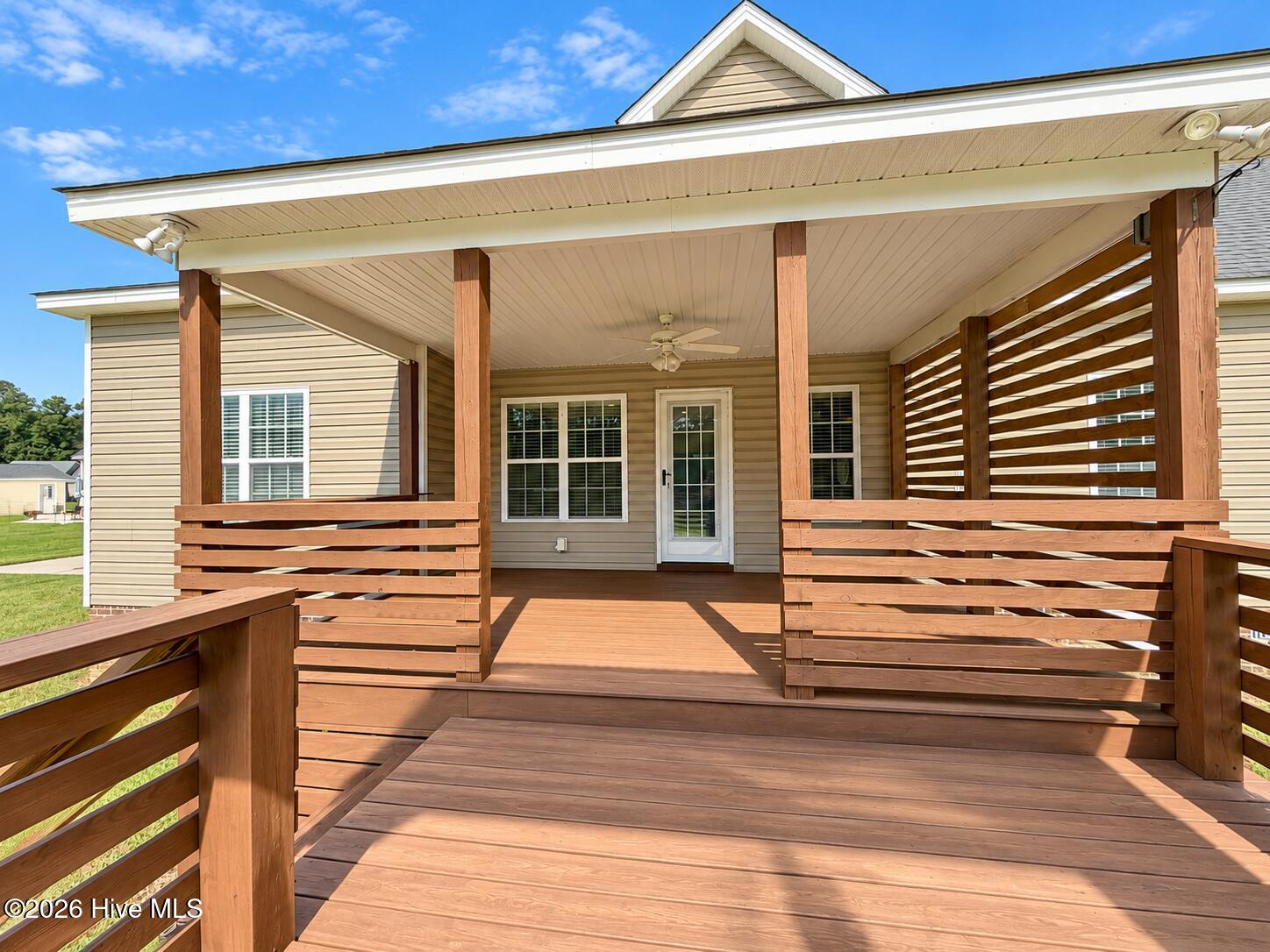 main property photo 27