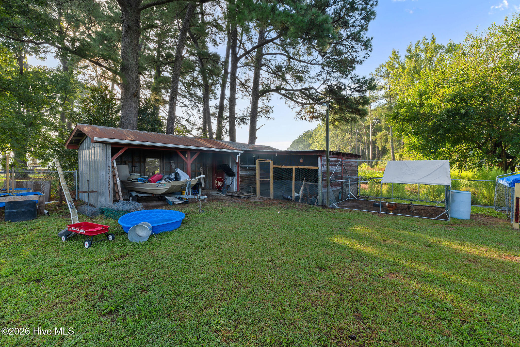 main property photo 18