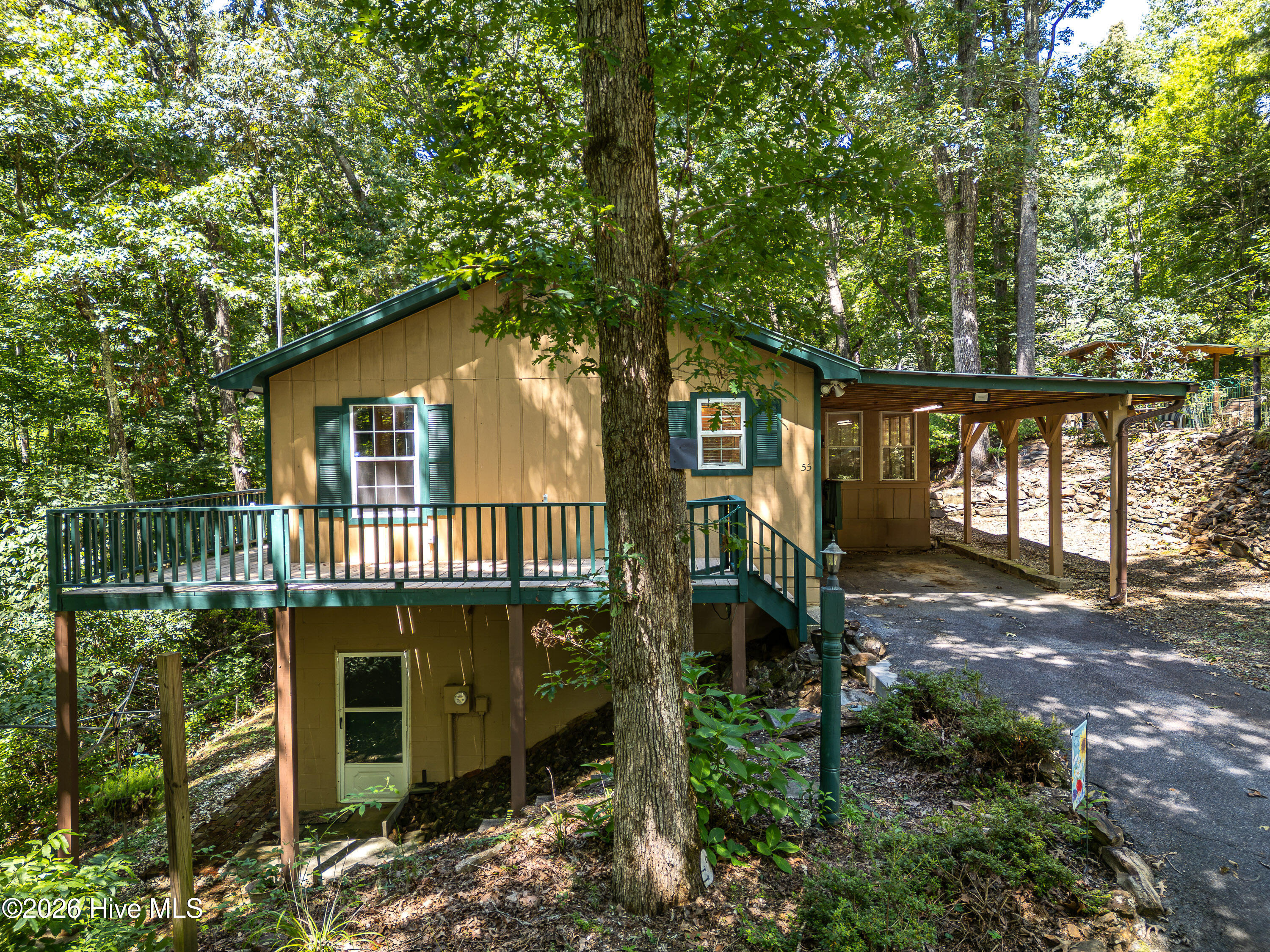 main property photo 18