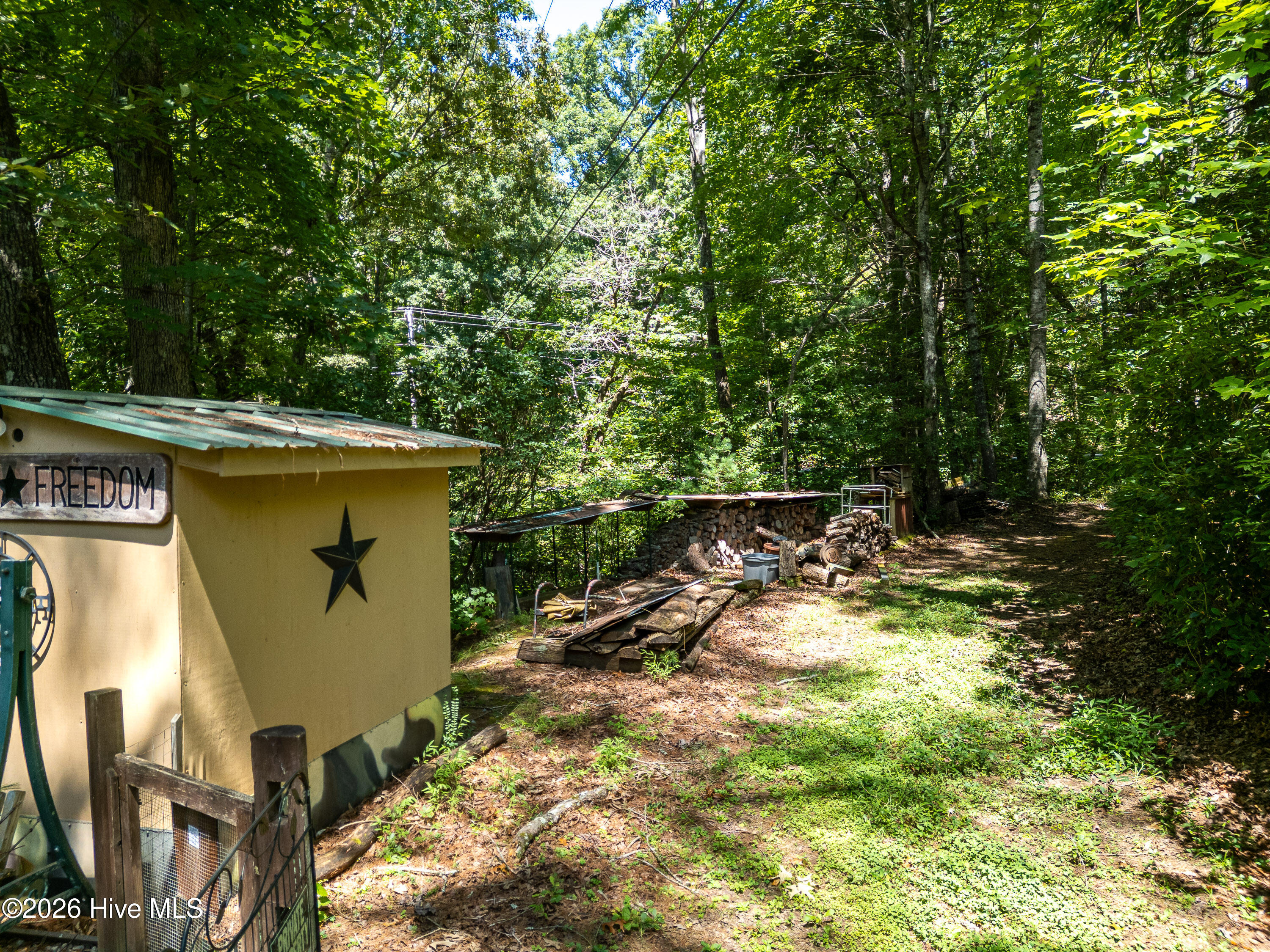 main property photo 26