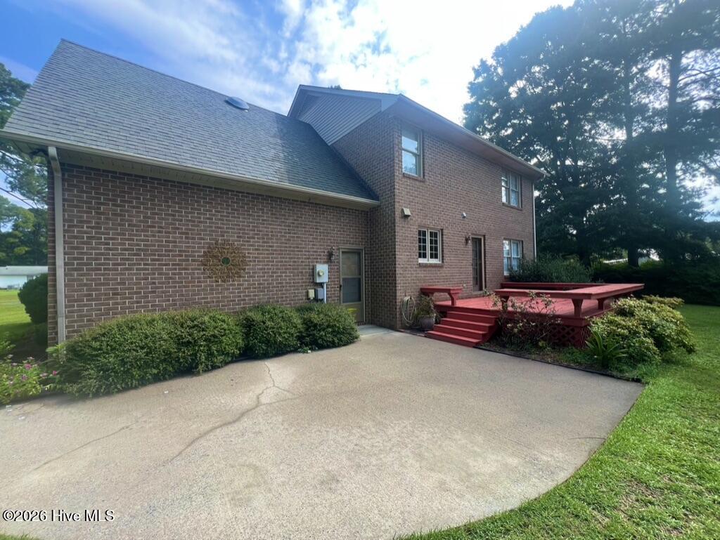main property photo 19