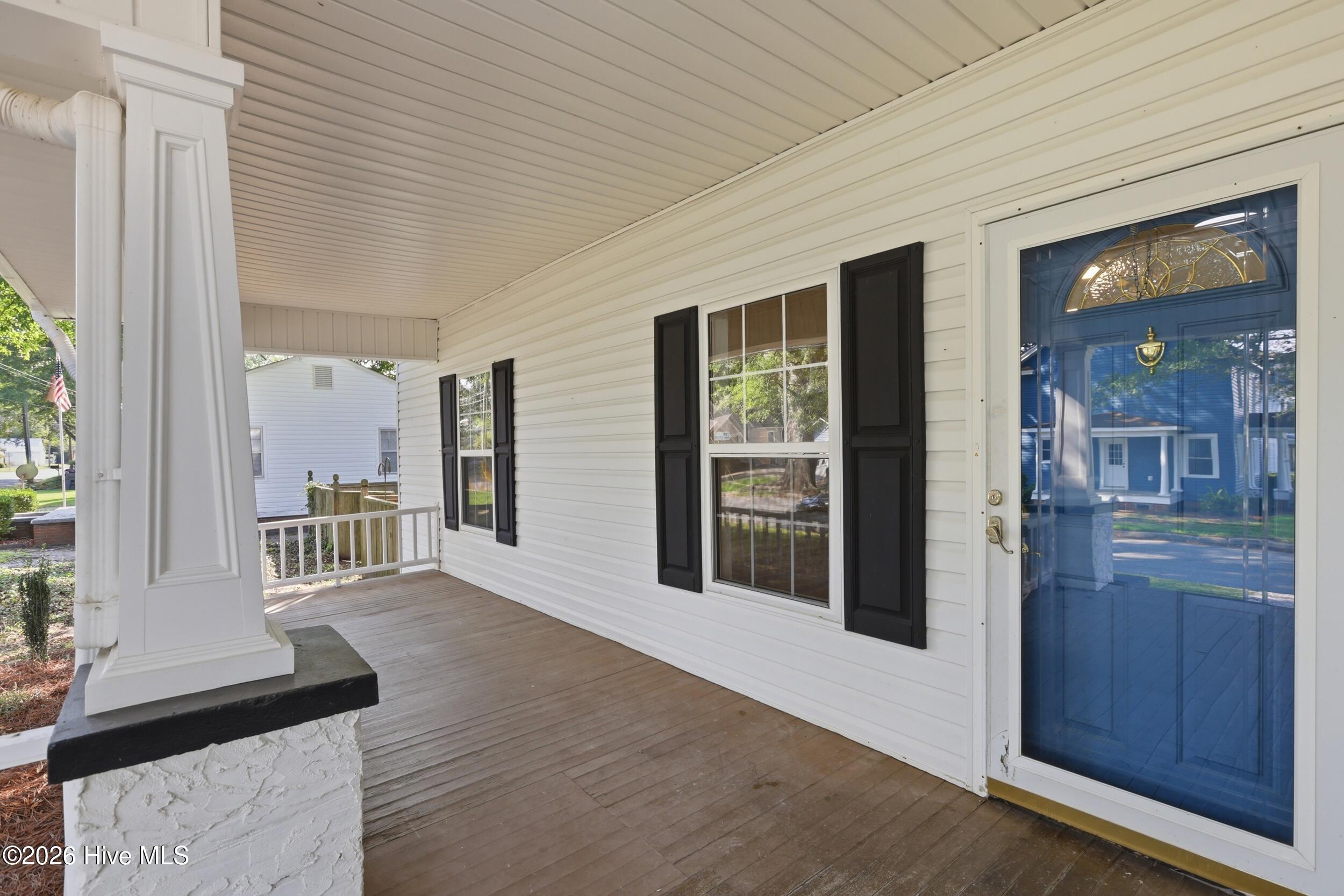 main property photo 19