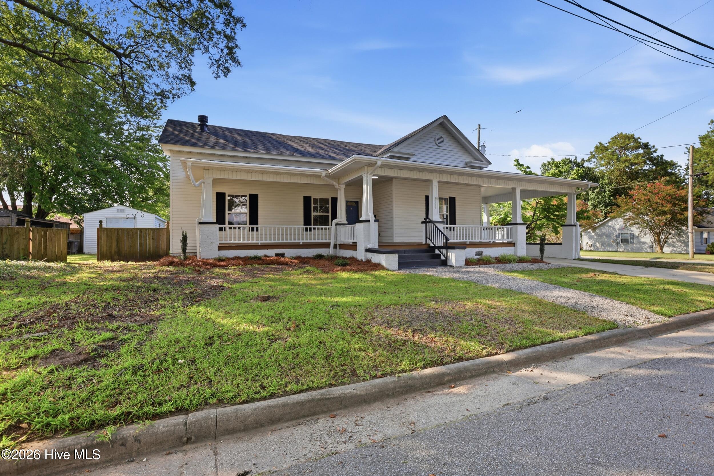 main property photo 23