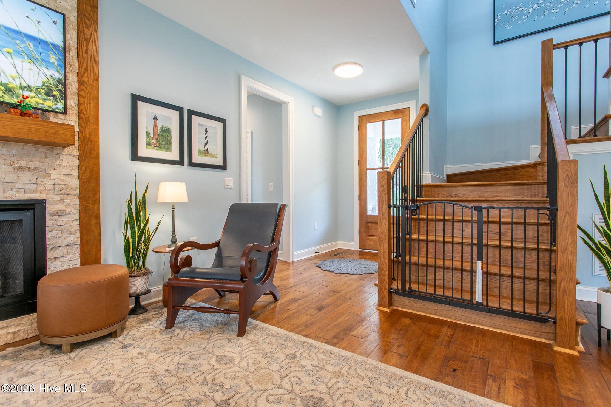 main property photo 25