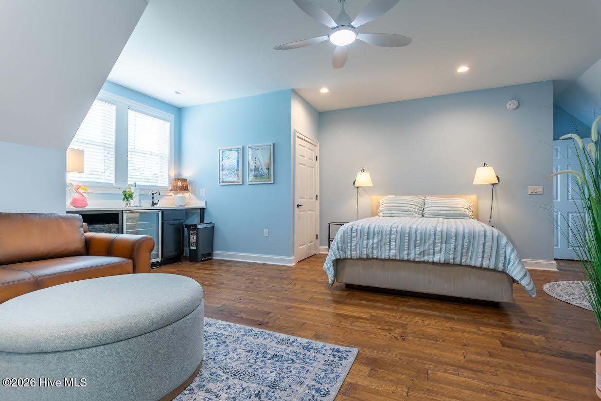 main property photo 78