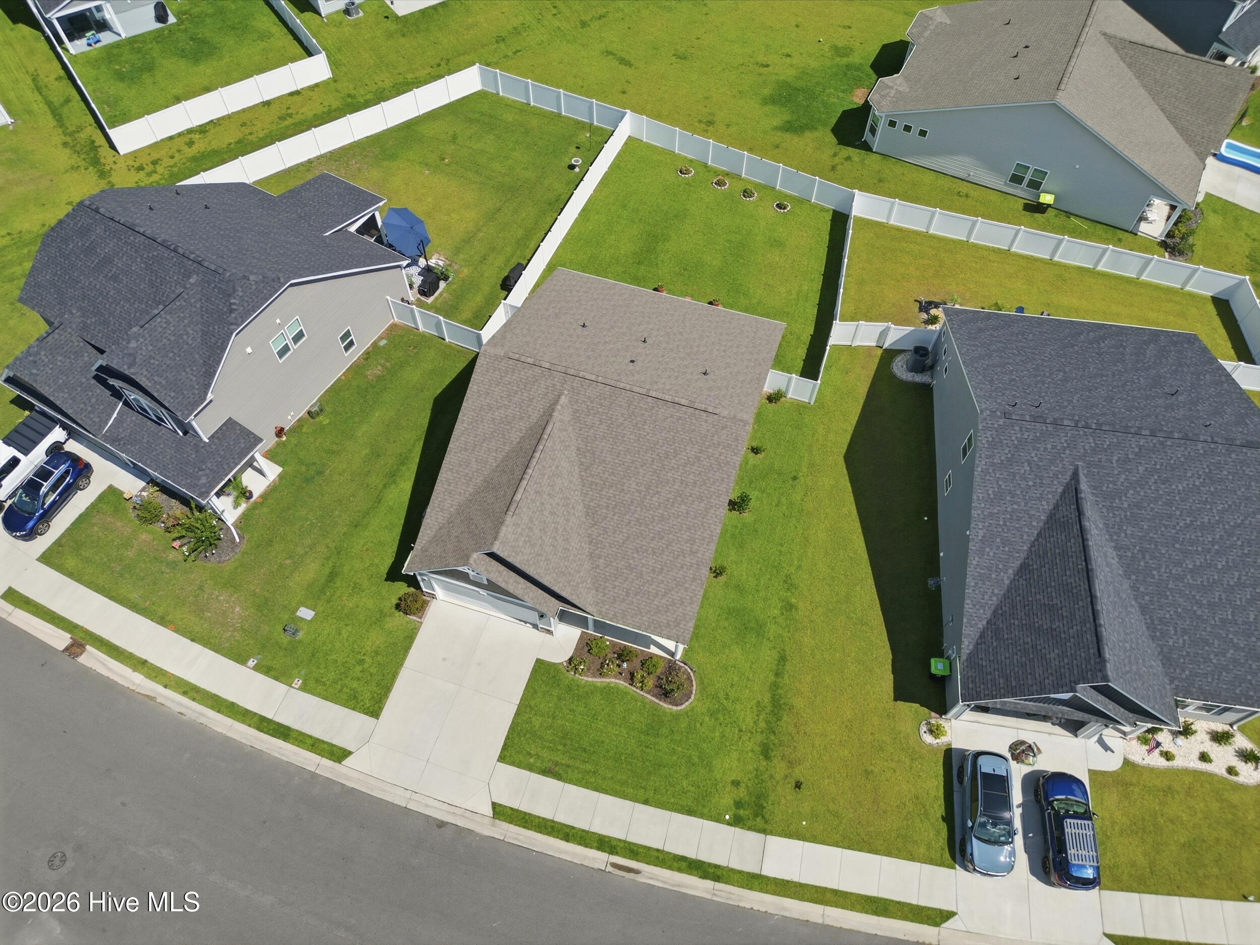 main property photo 45