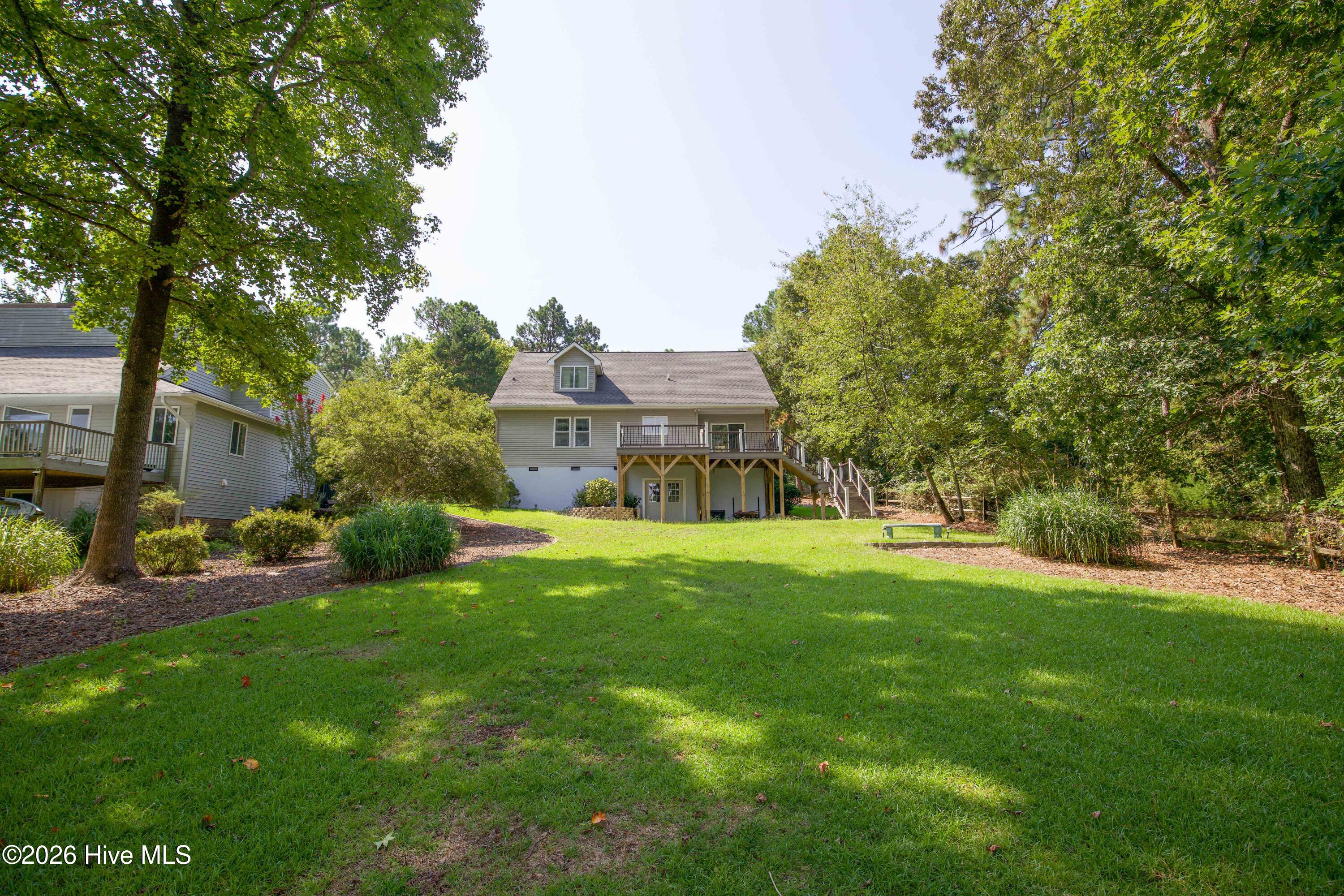 main property photo 13