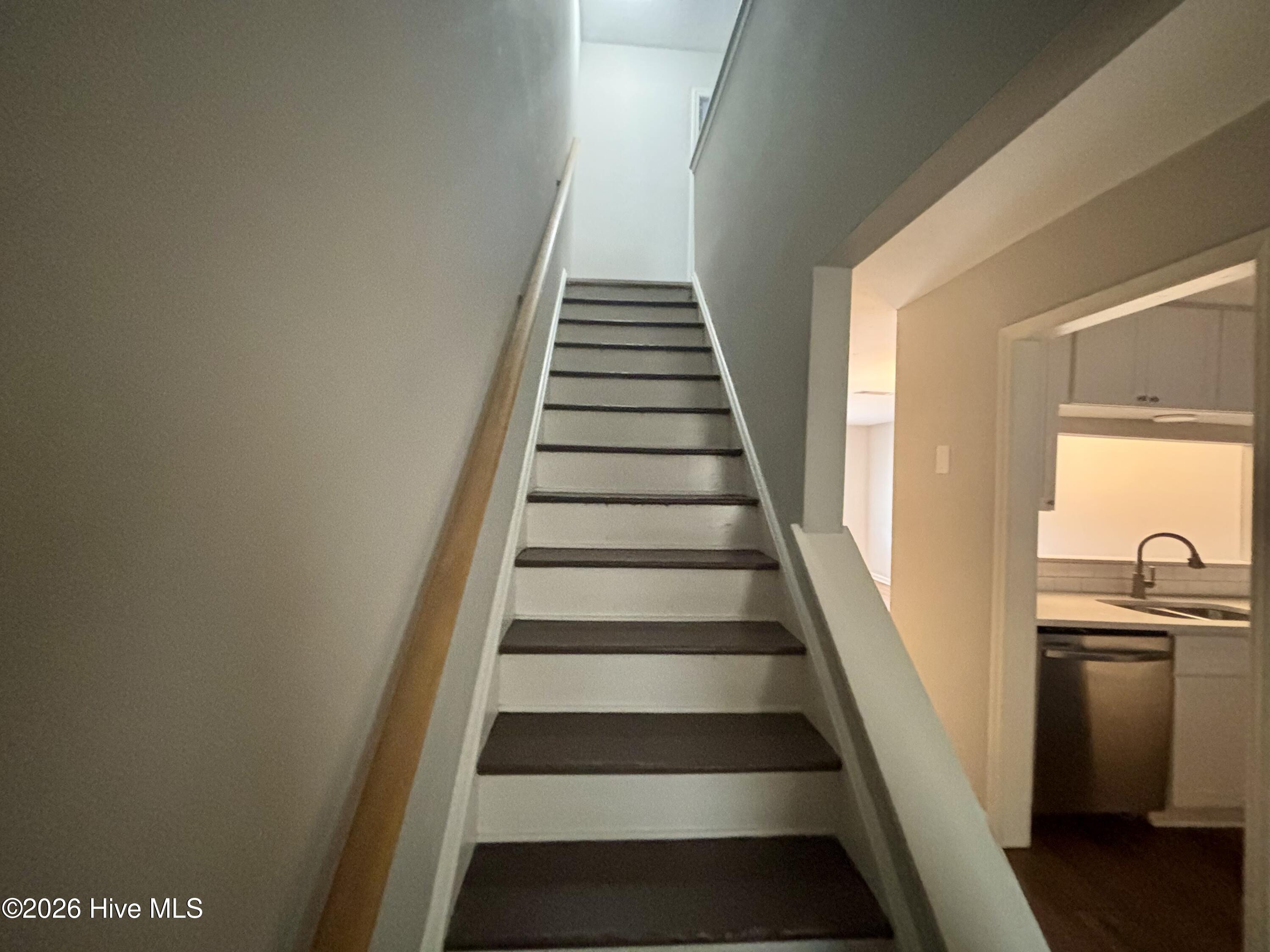 property viewer photo 8