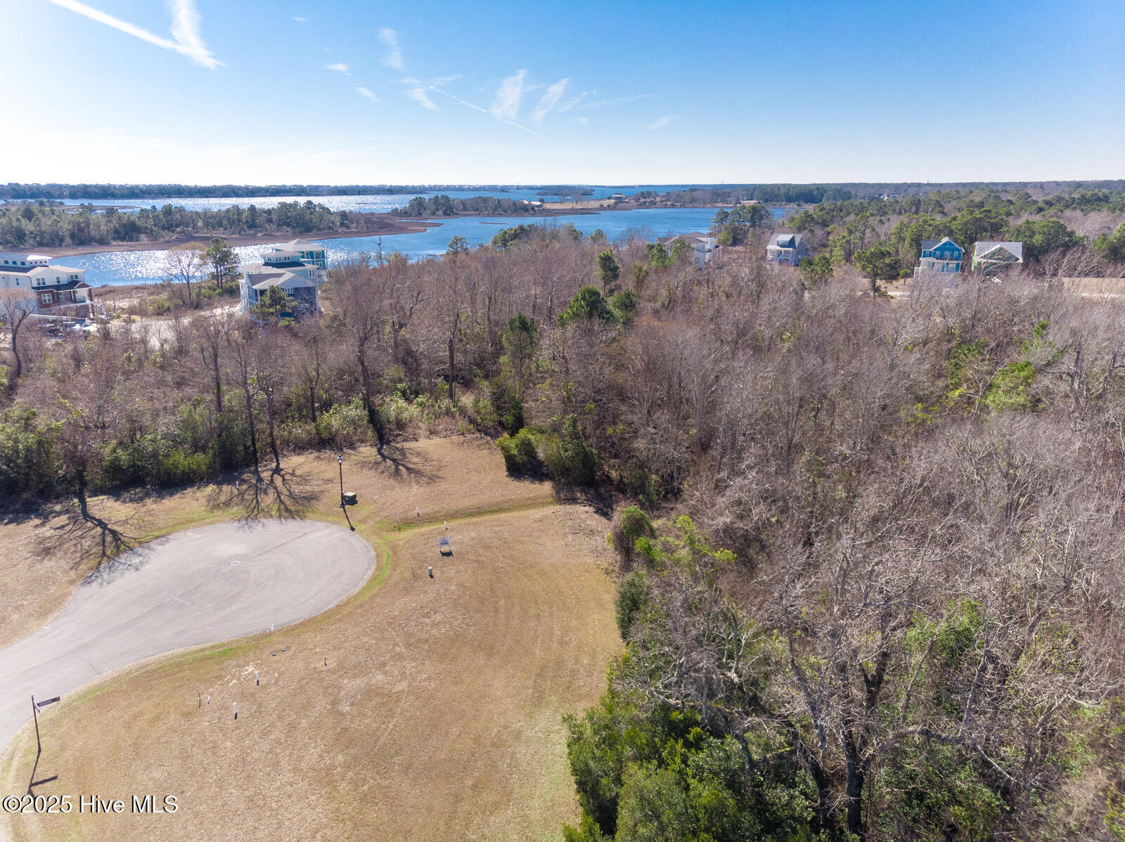 main property photo 16