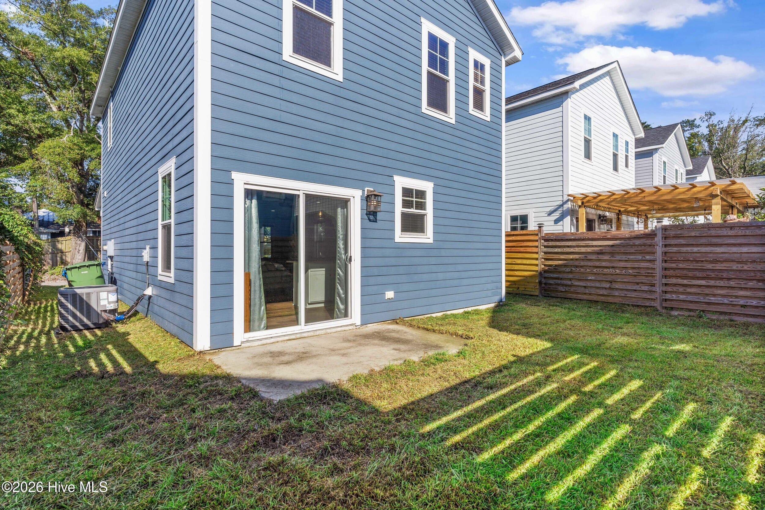 main property photo 21