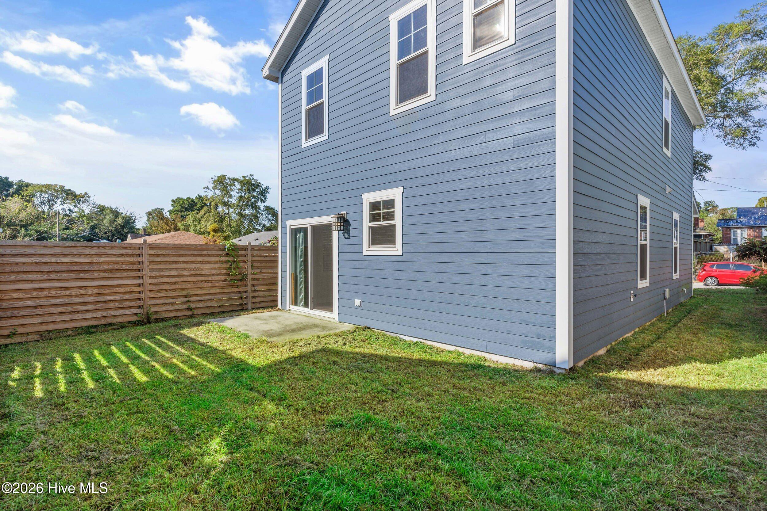 main property photo 22