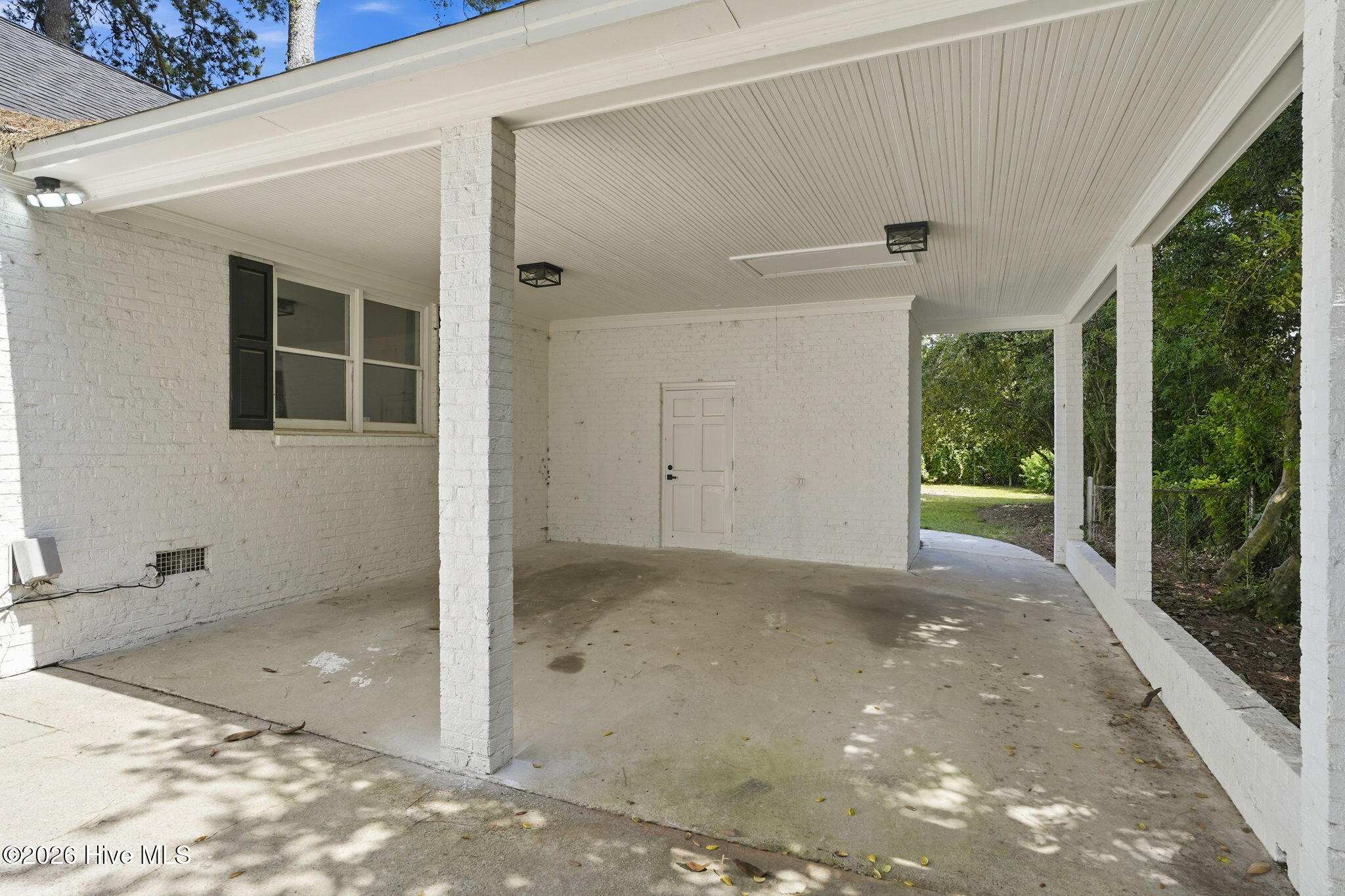 main property photo 60