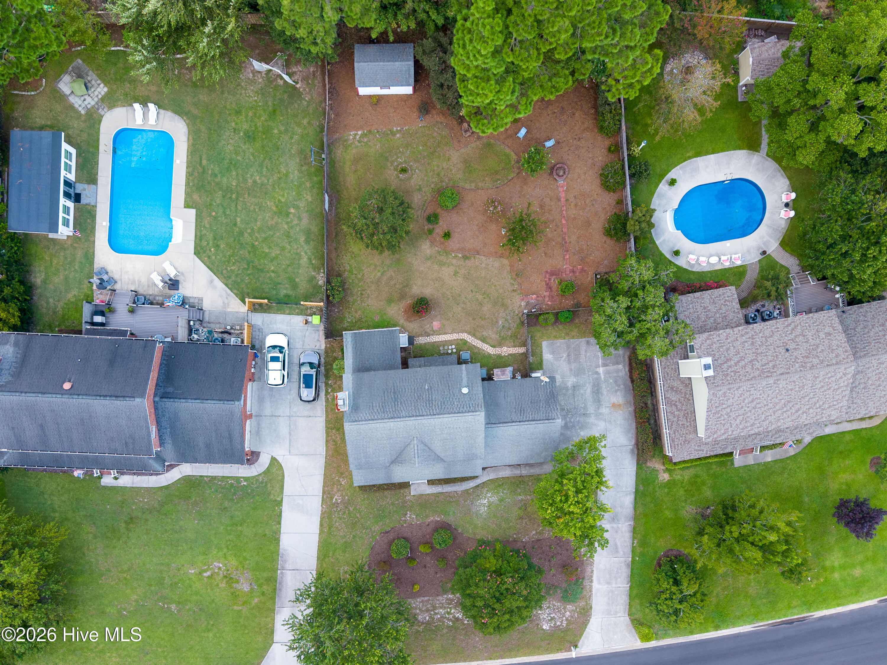 main property photo 43