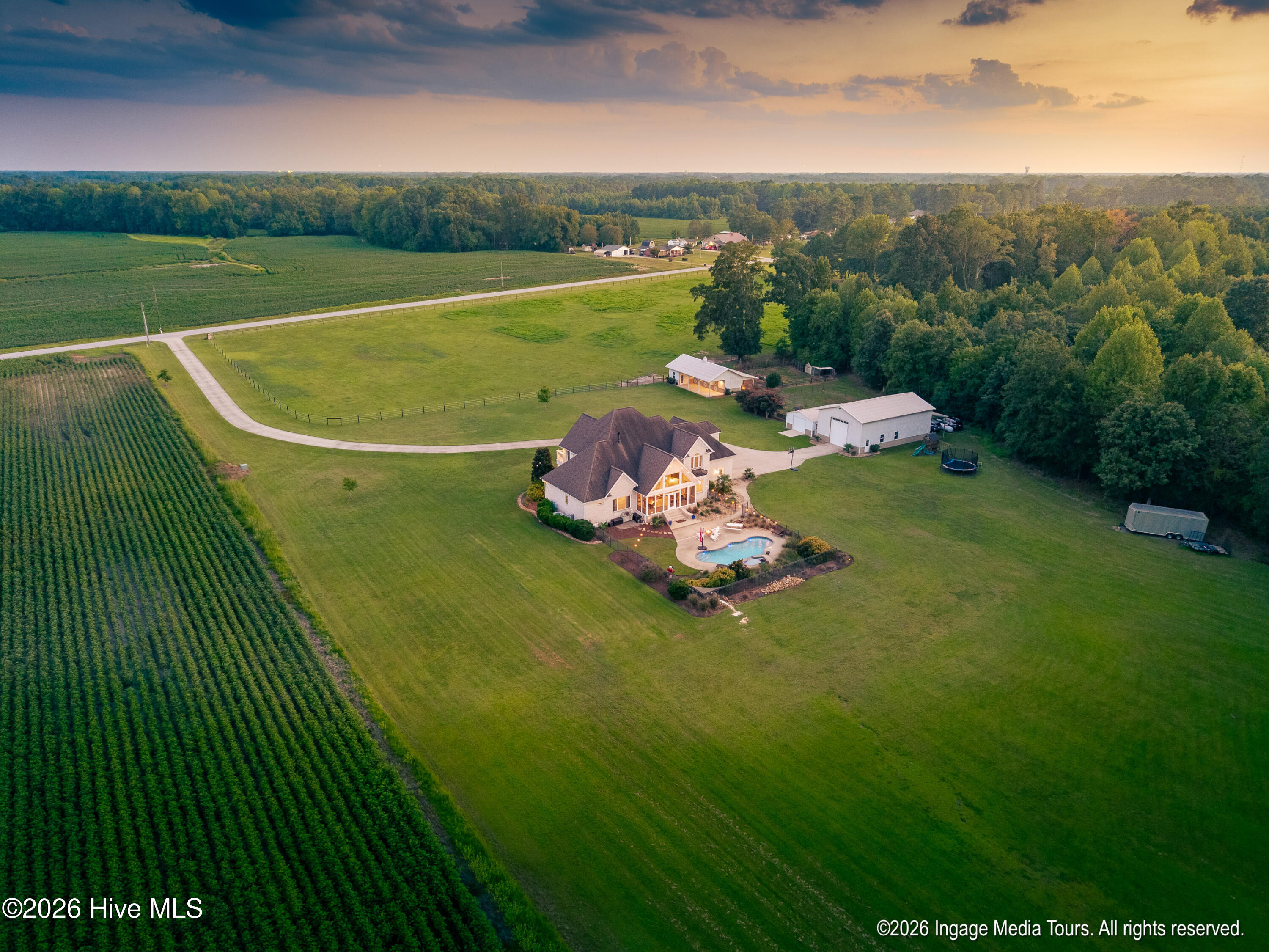 main property photo 90