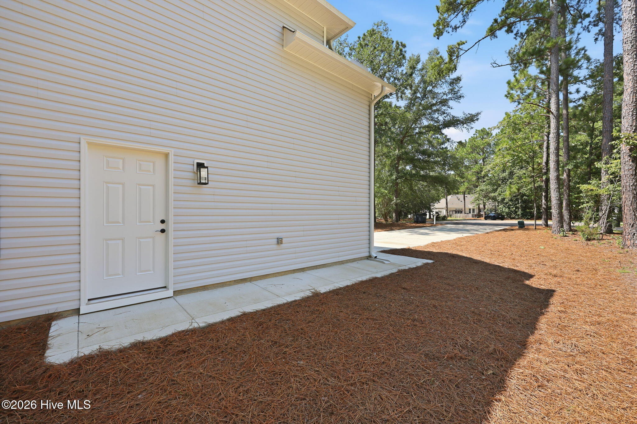 main property photo 45