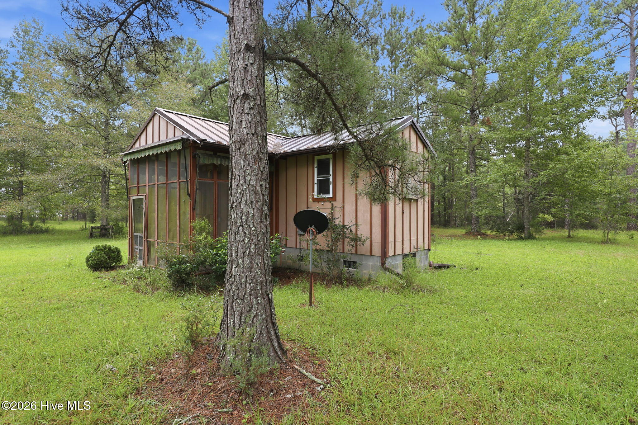 main property photo 5