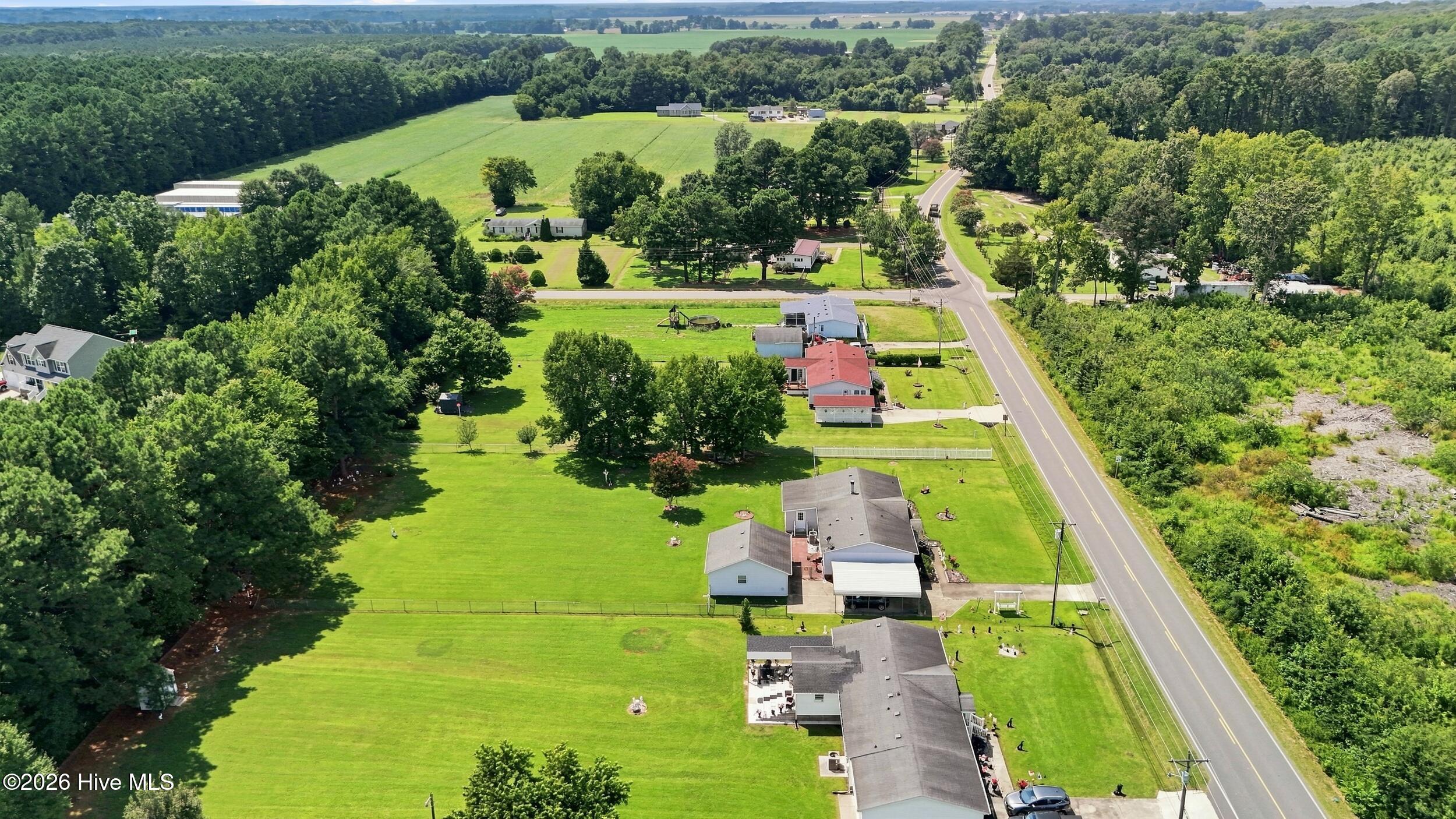 main property photo 33