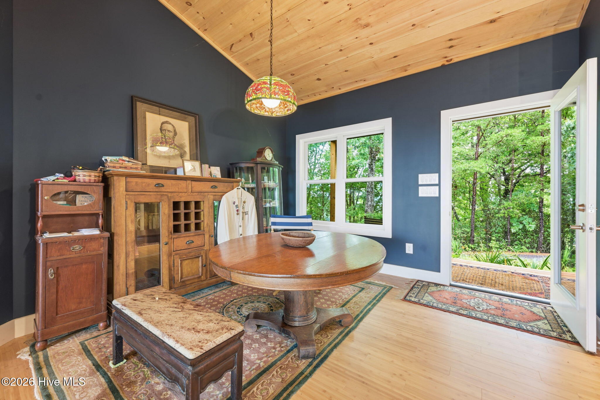 main property photo 14