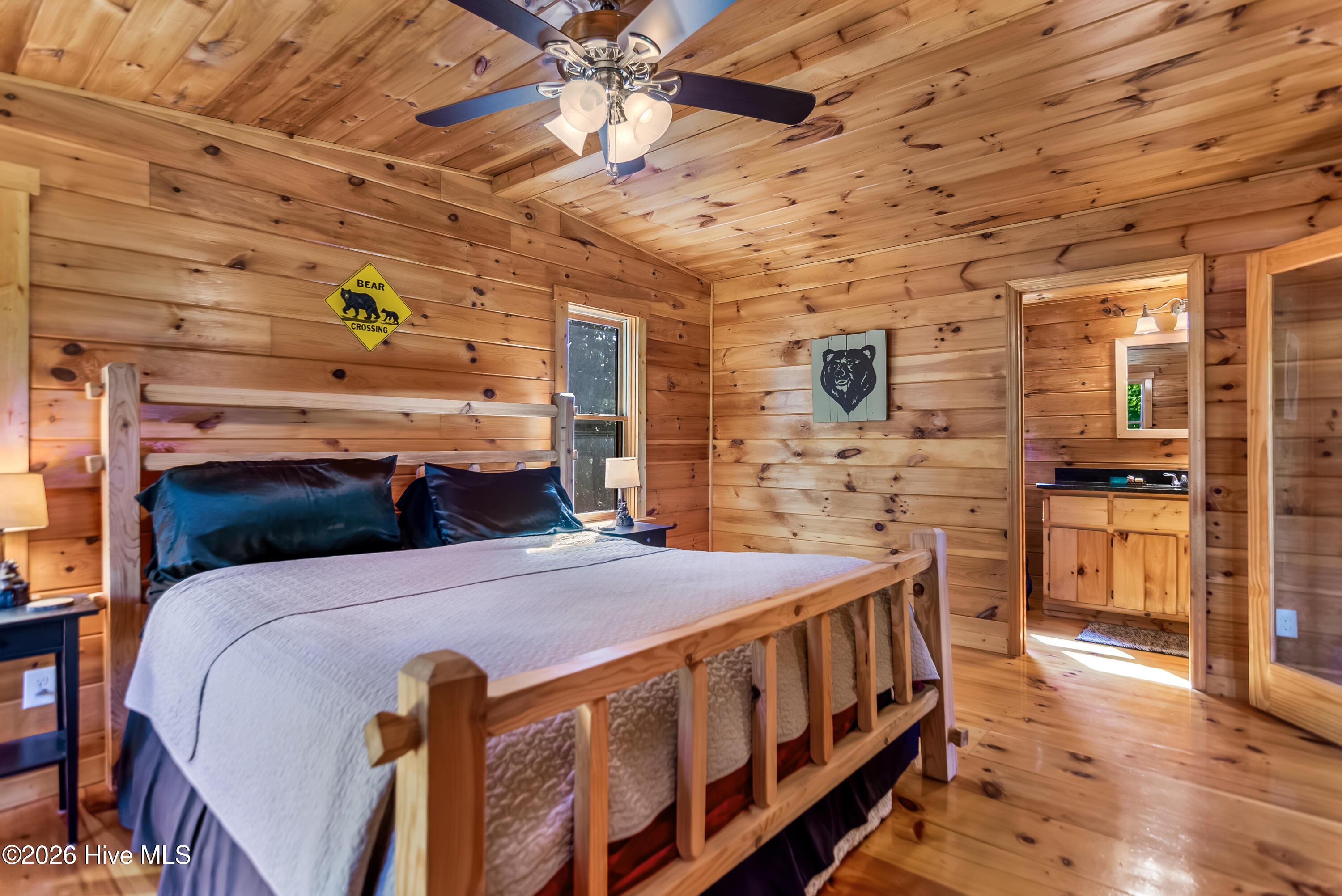 main property photo 15