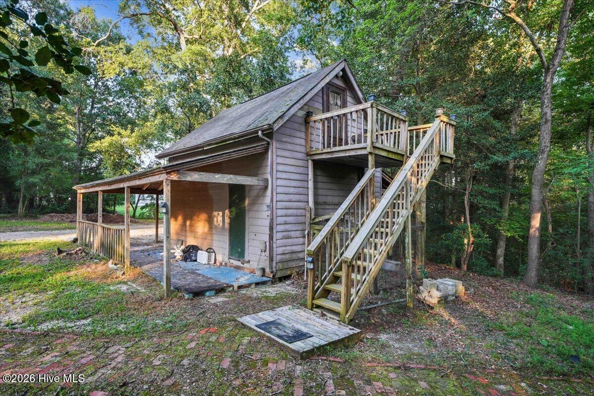 main property photo 36