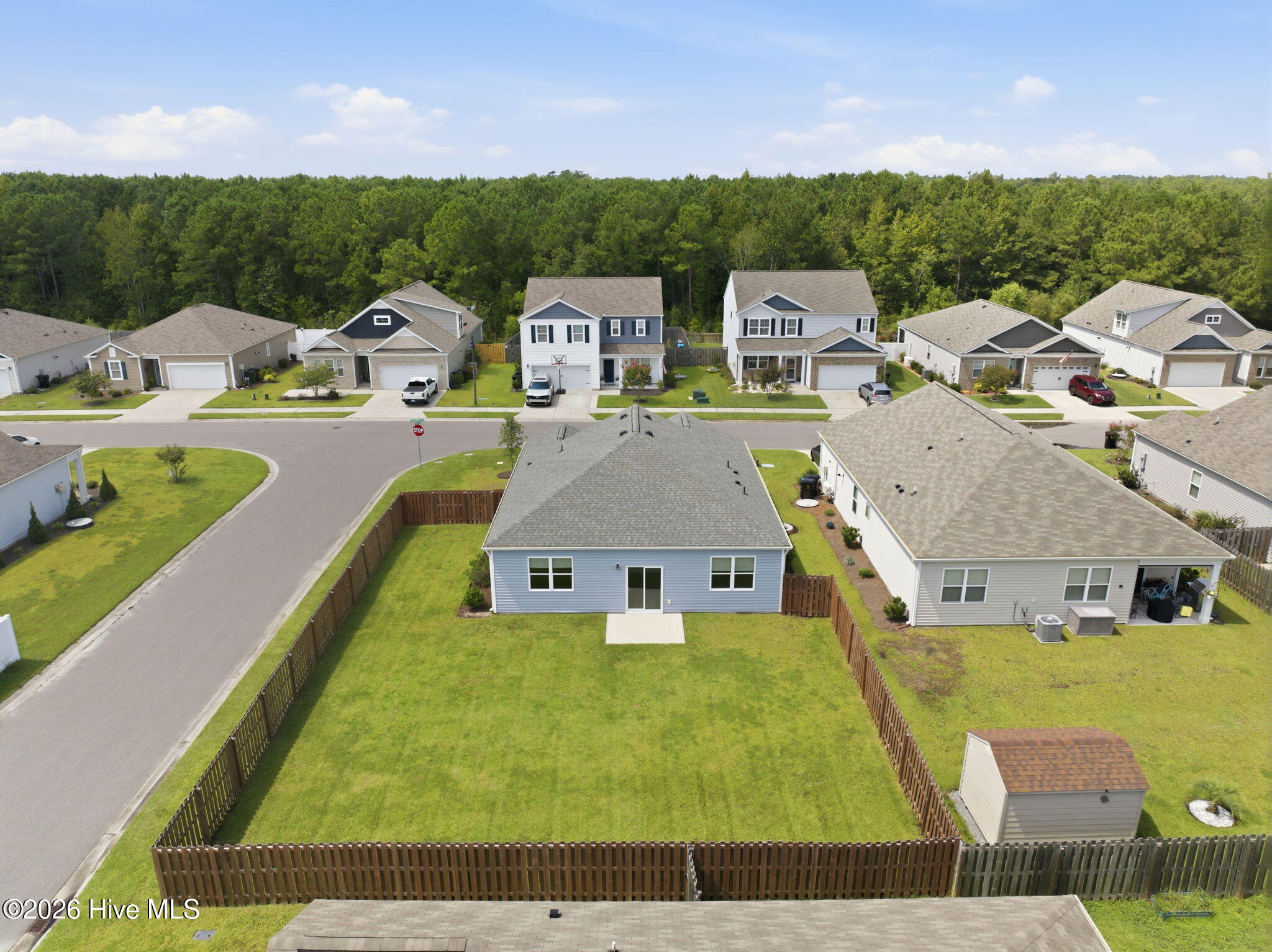 main property photo 28