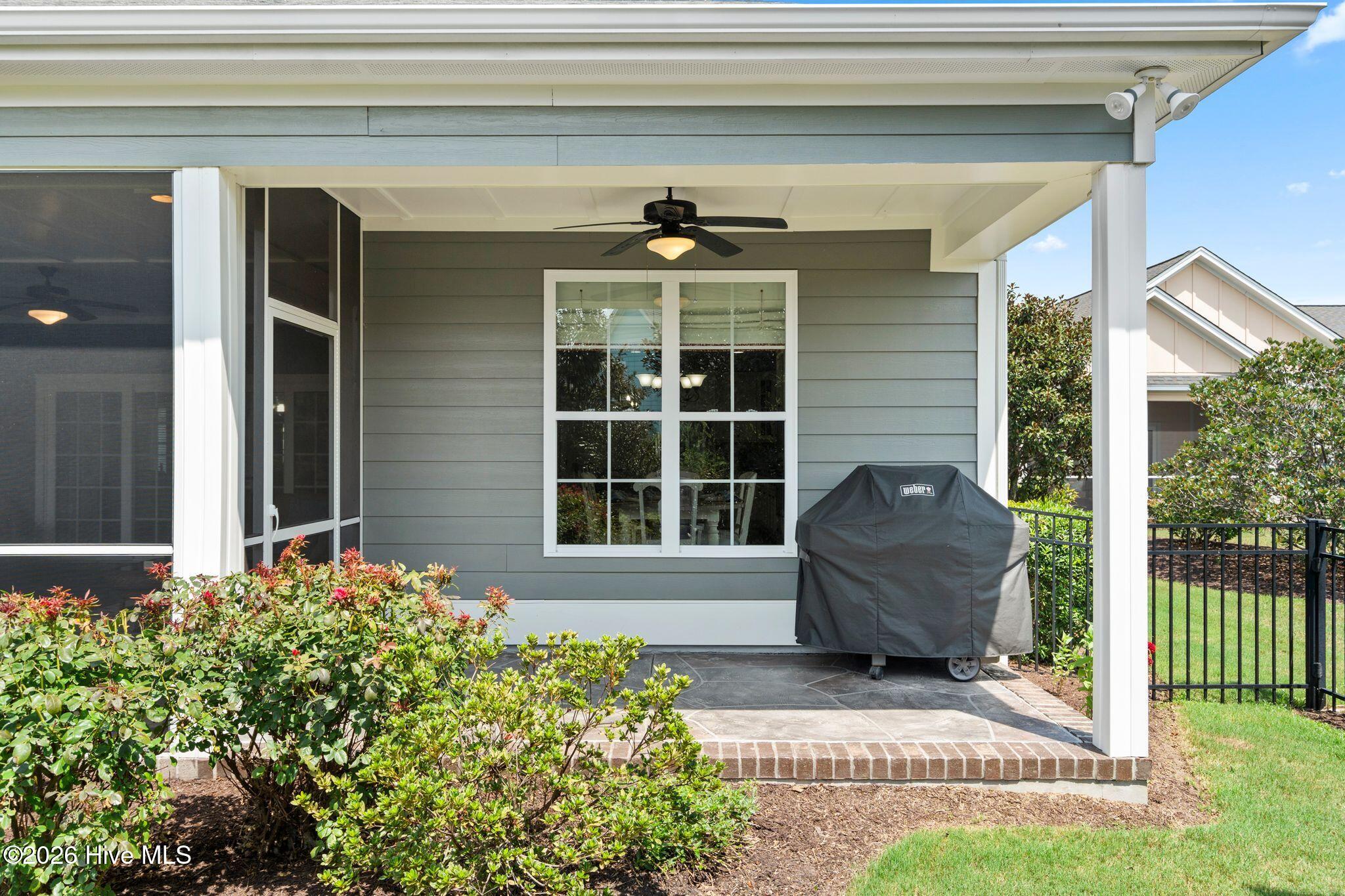 main property photo 41