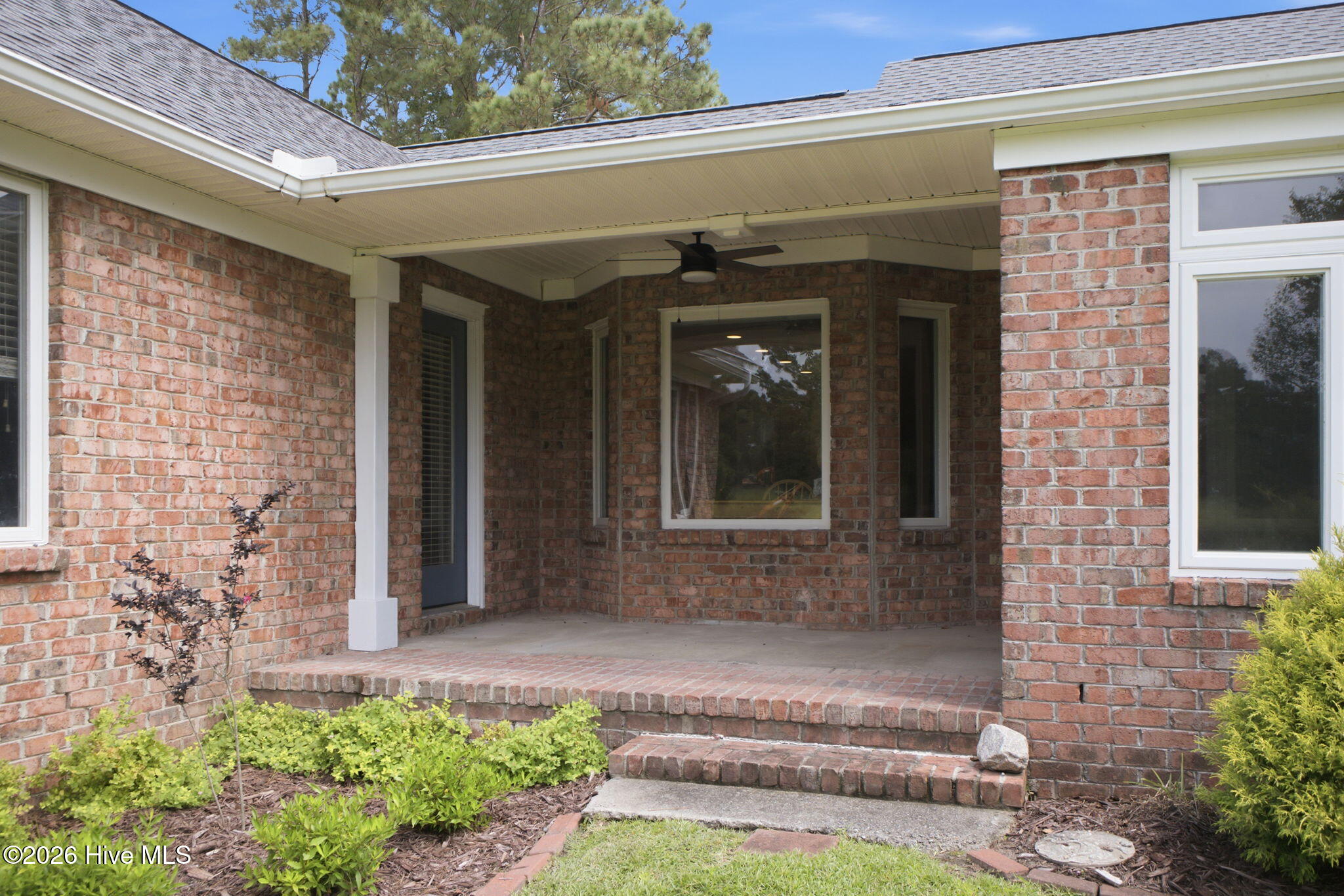 main property photo 45