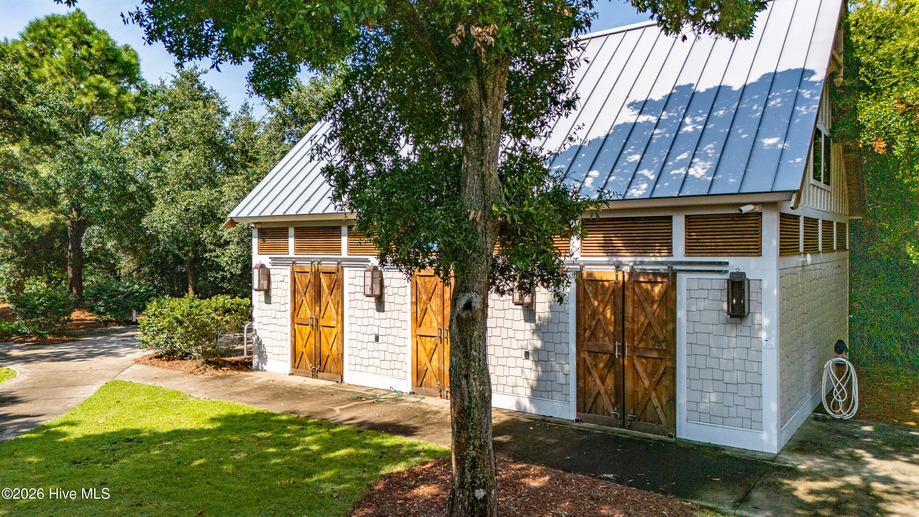 main property photo 62