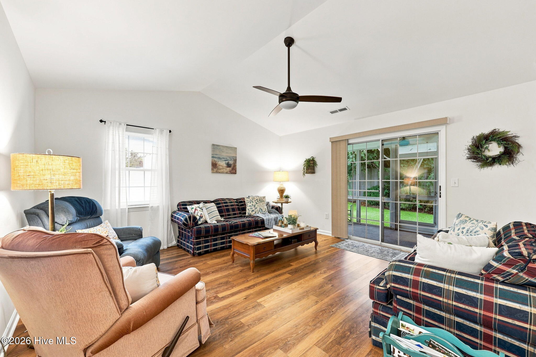 property viewer photo 12