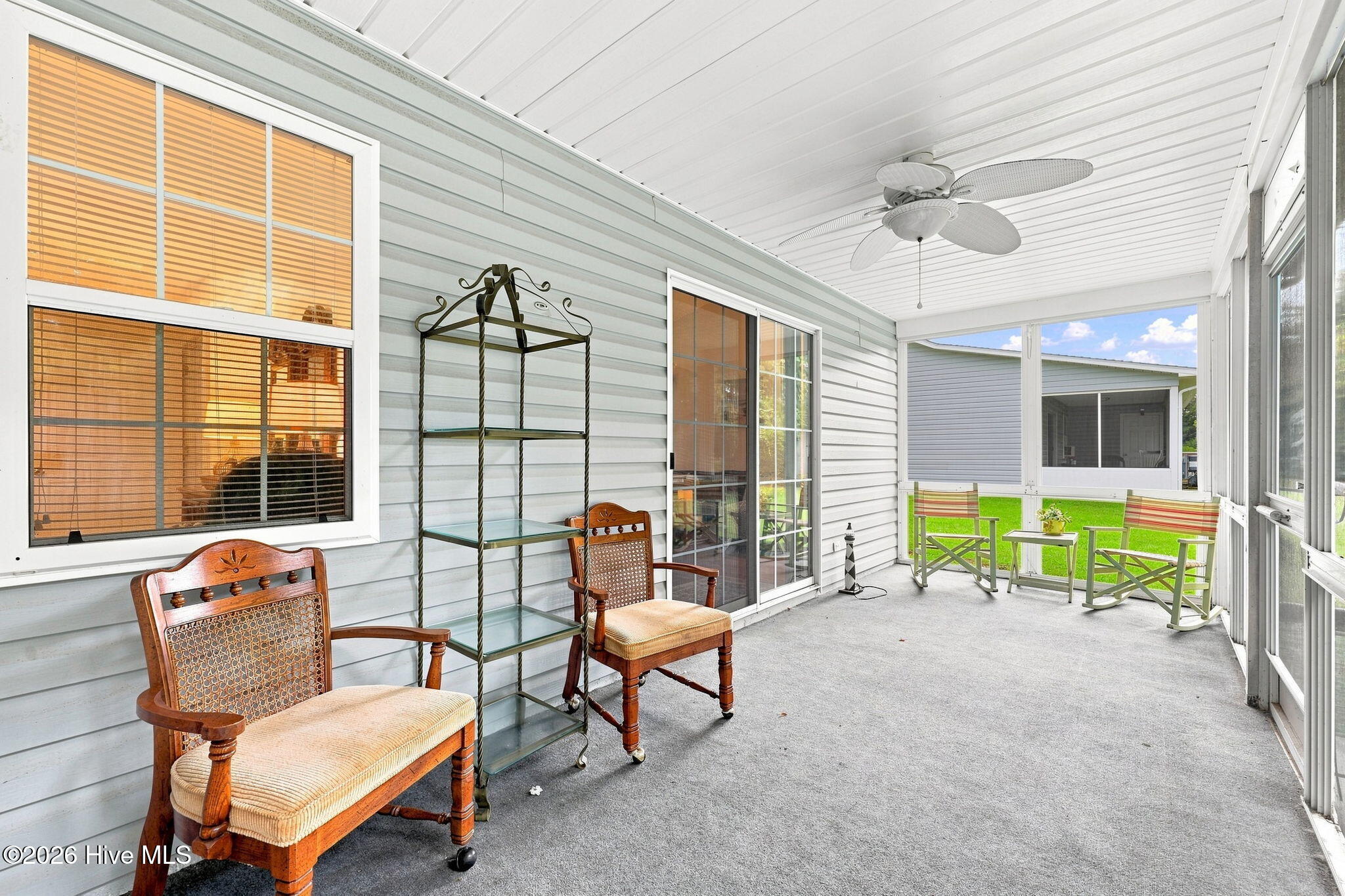 property viewer photo 2