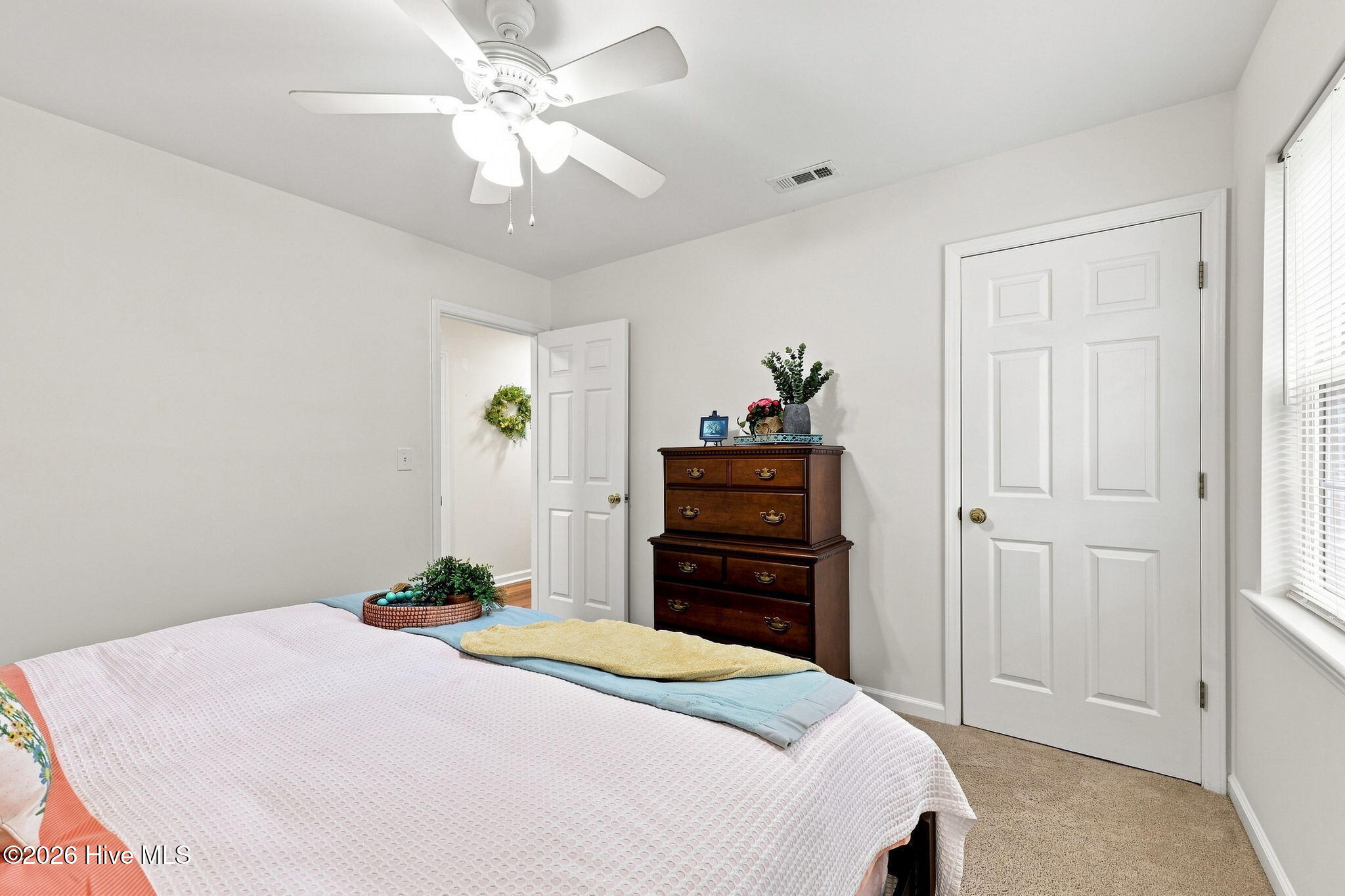 property viewer photo 22