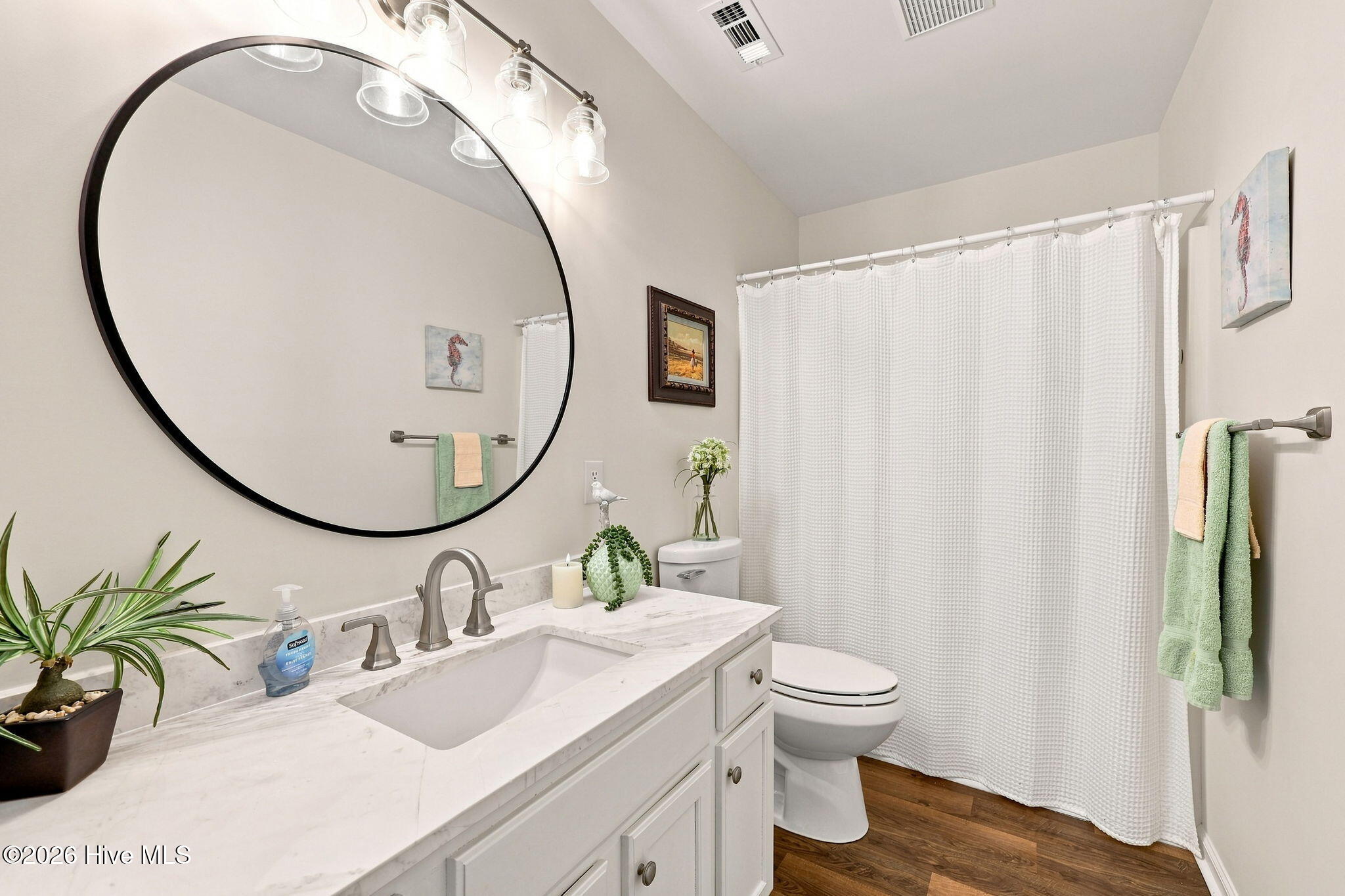 property viewer photo 25